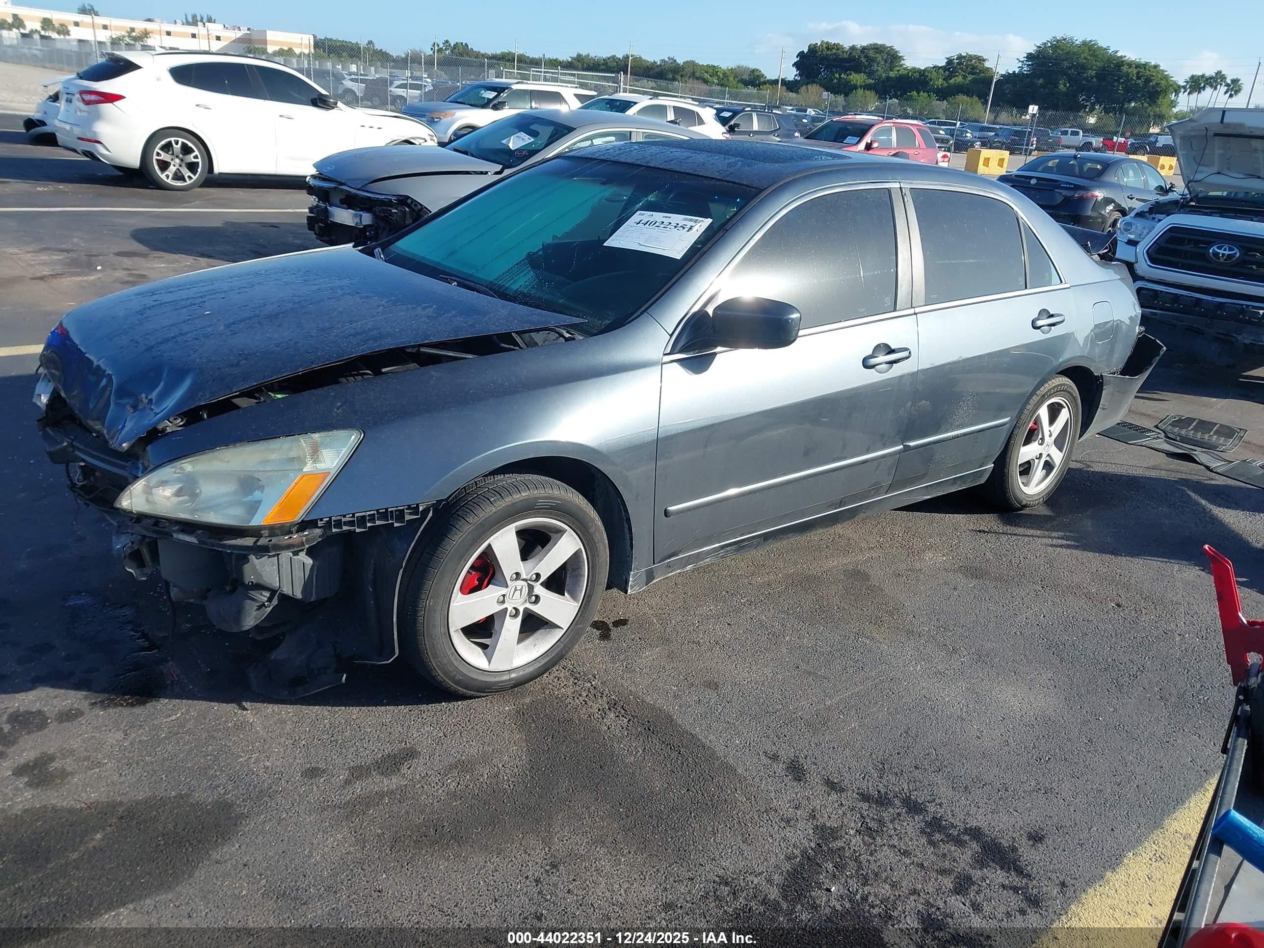 HONDA ACCORD image 2