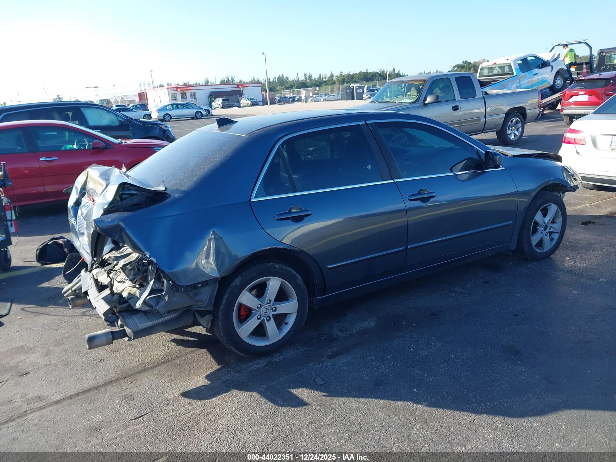 HONDA ACCORD image 4
