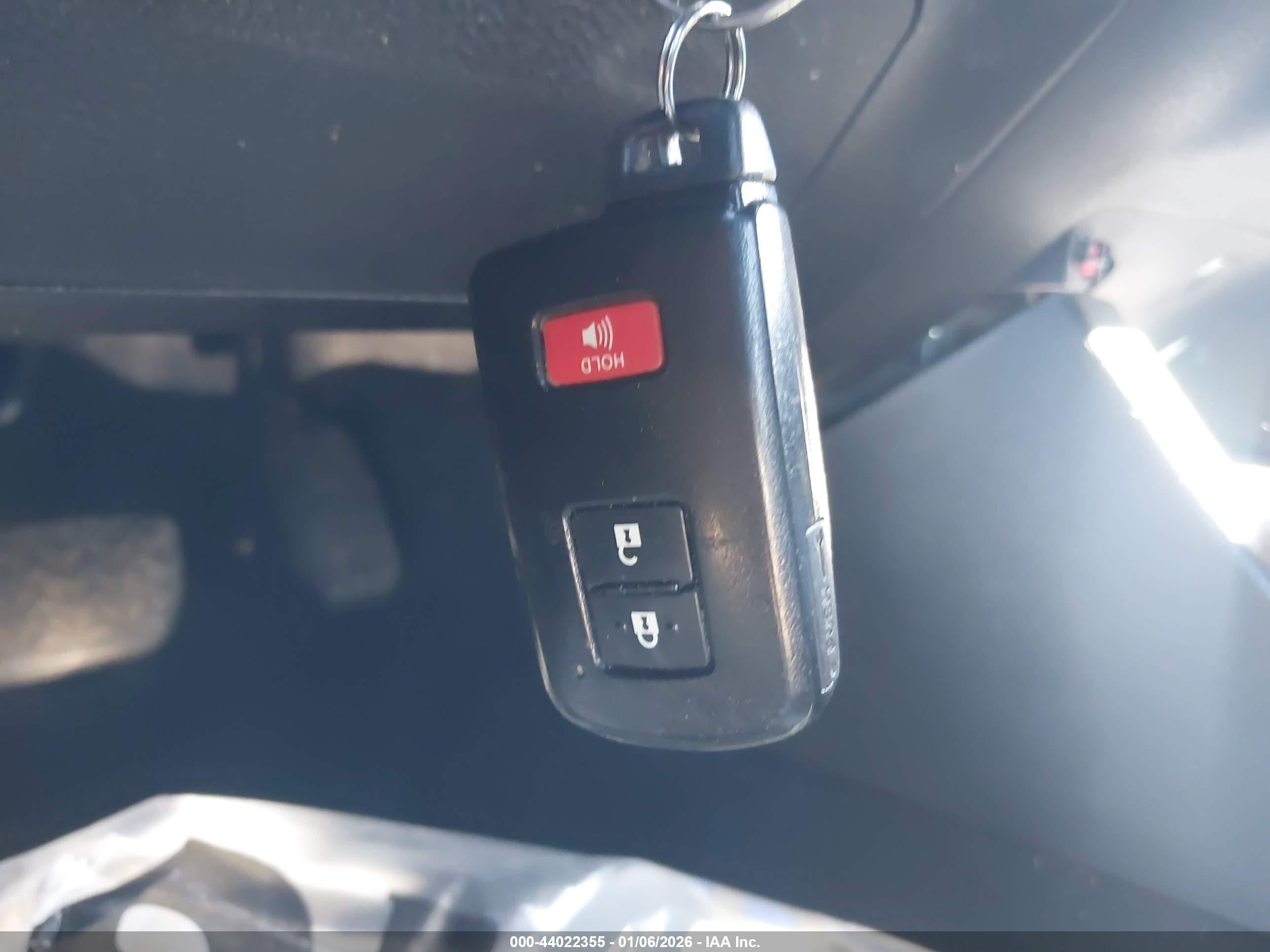 TOYOTA TACOMA image 11