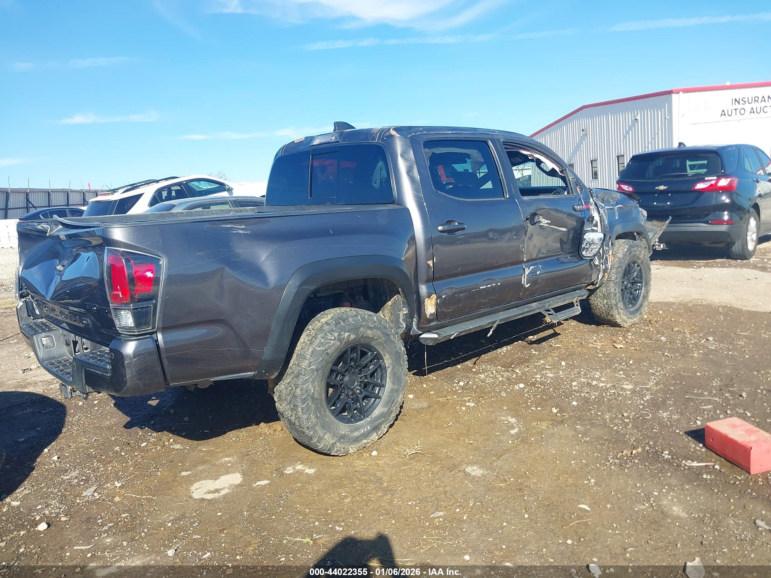 TOYOTA TACOMA image 4