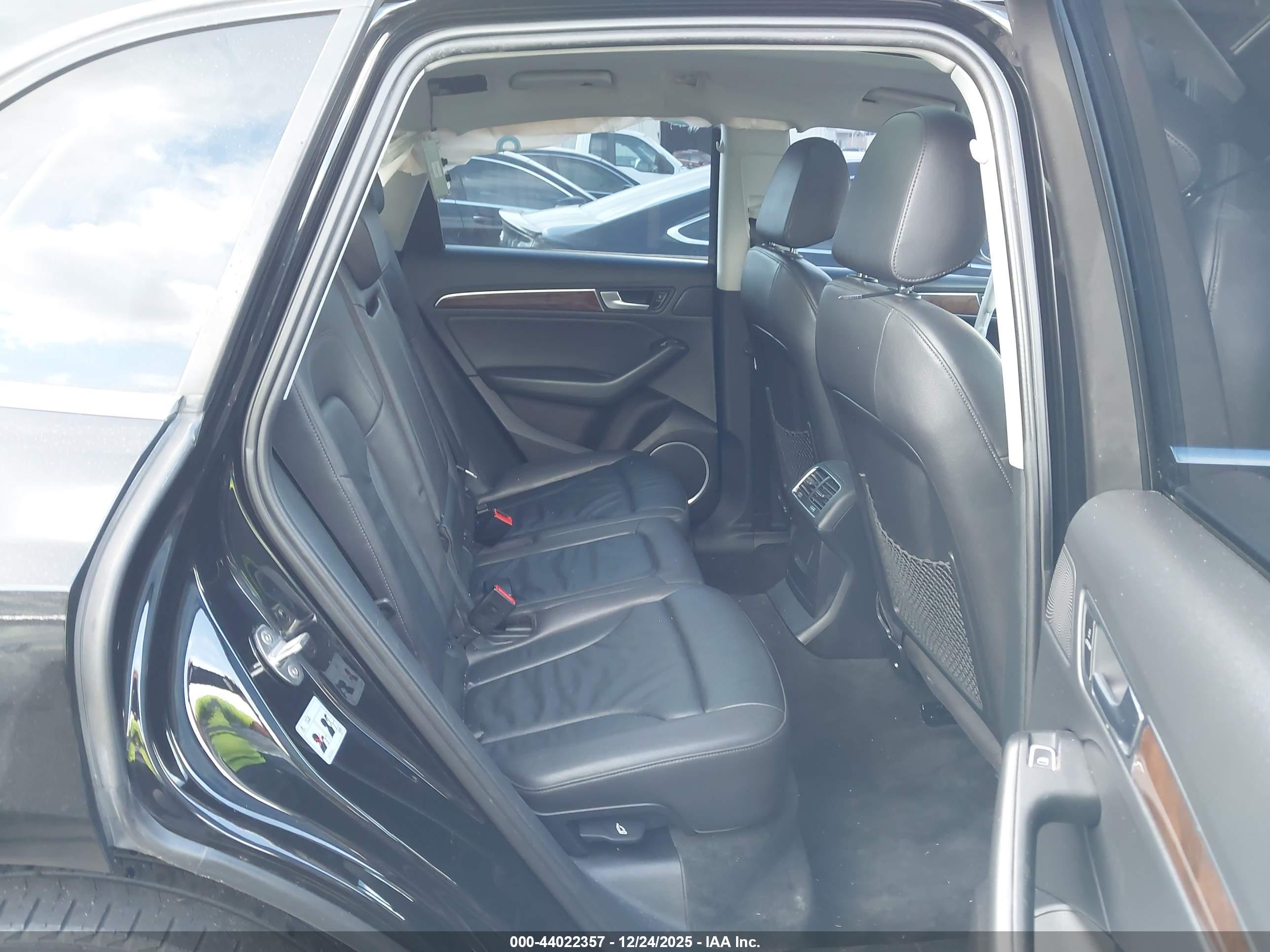 AUDI Q5 image 8