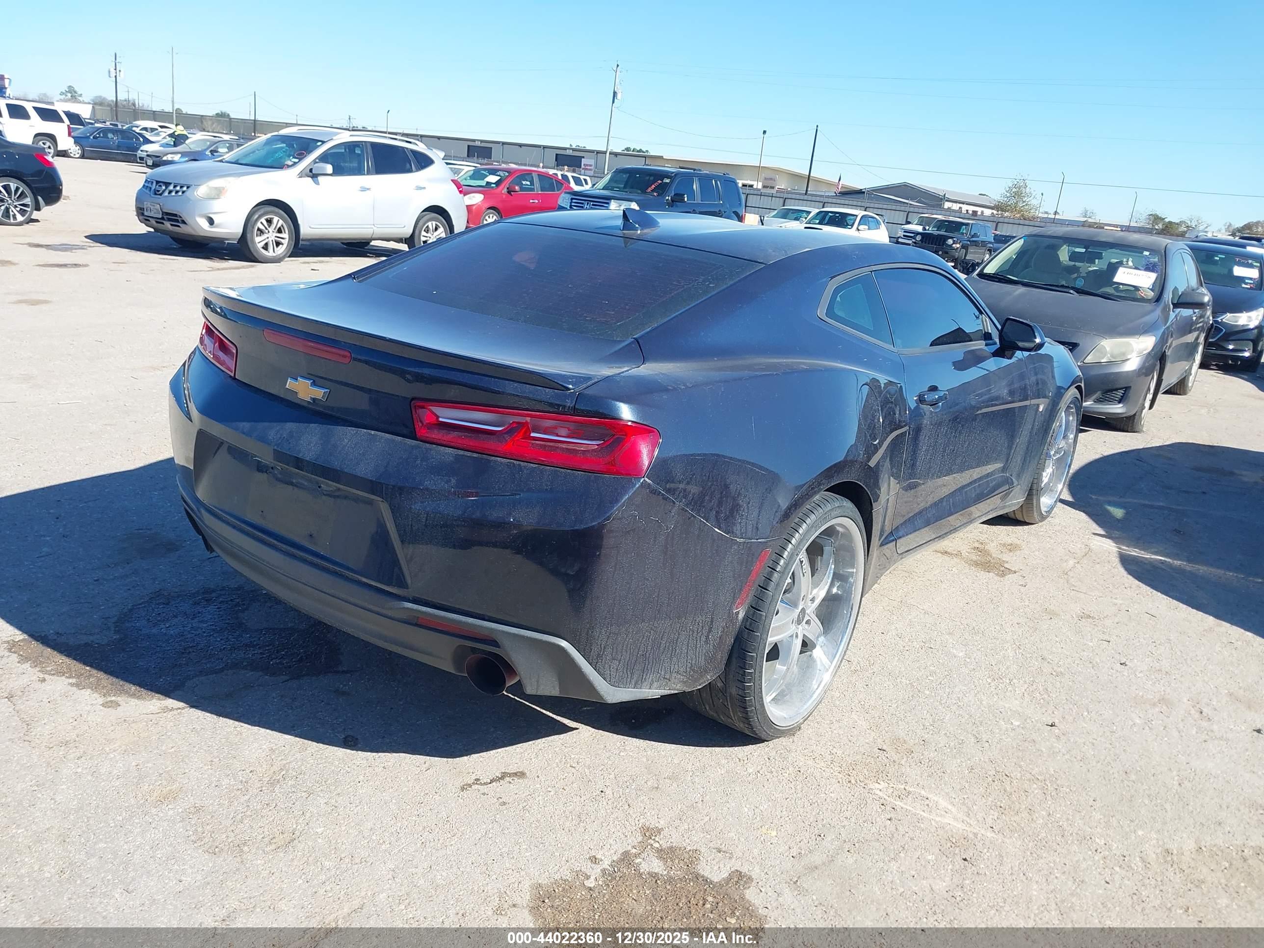 CHEVROLET CAMARO image 4