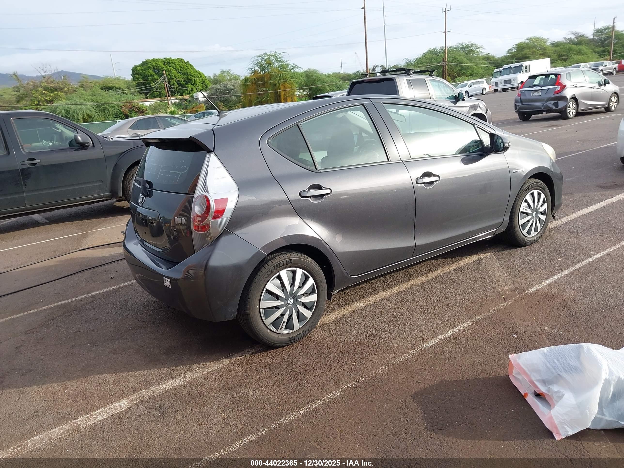 TOYOTA PRIUS image 4