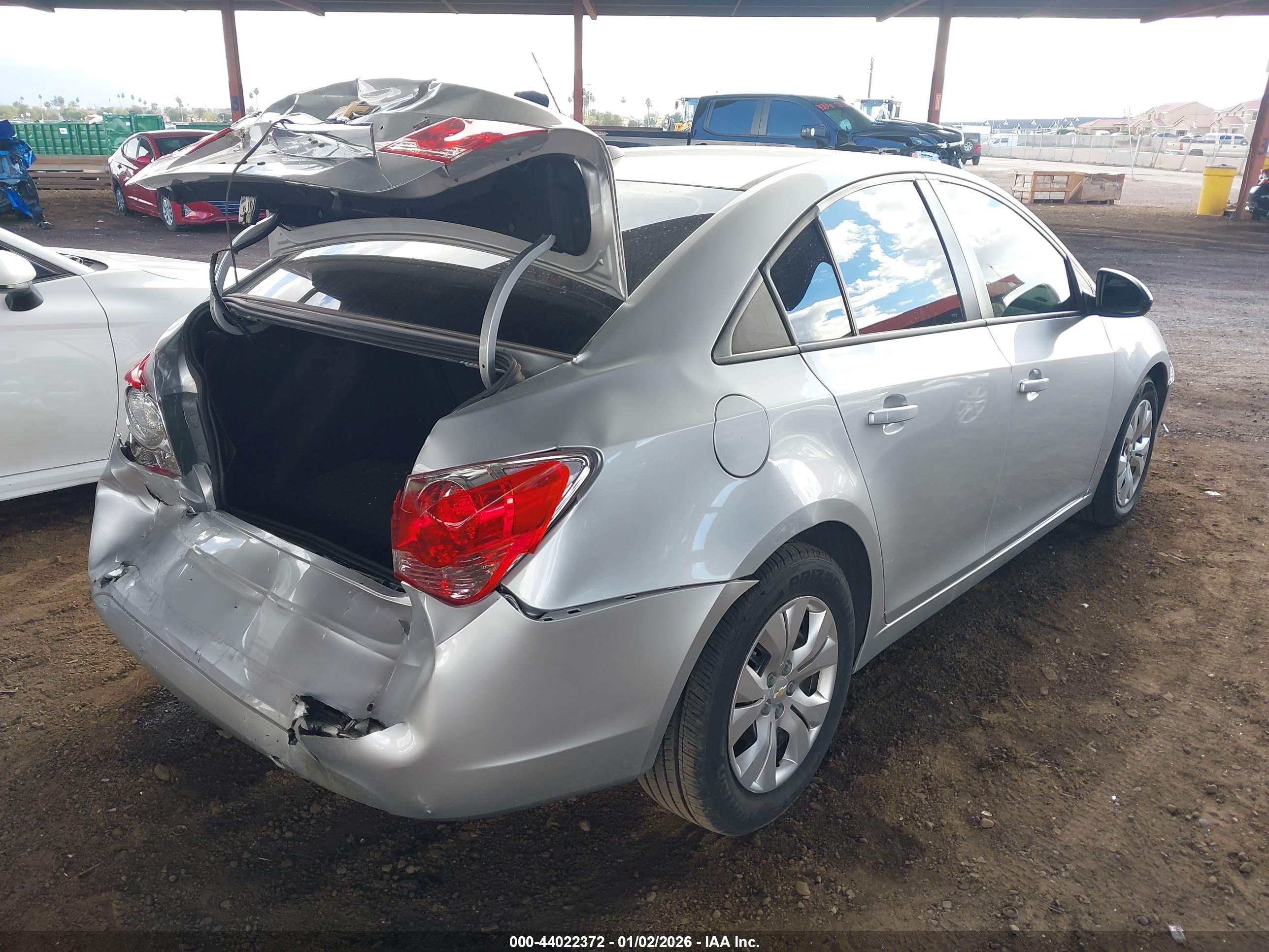 CHEVROLET CRUZE image 6