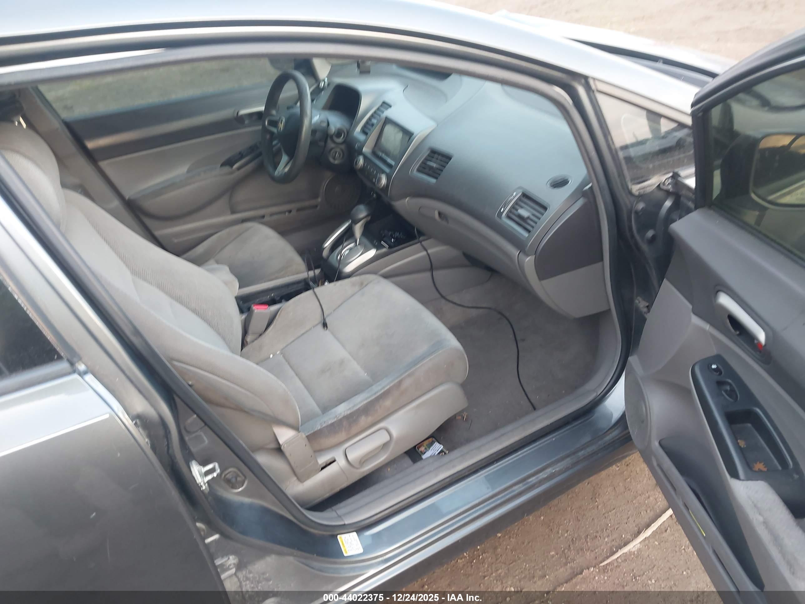 HONDA CIVIC image 5