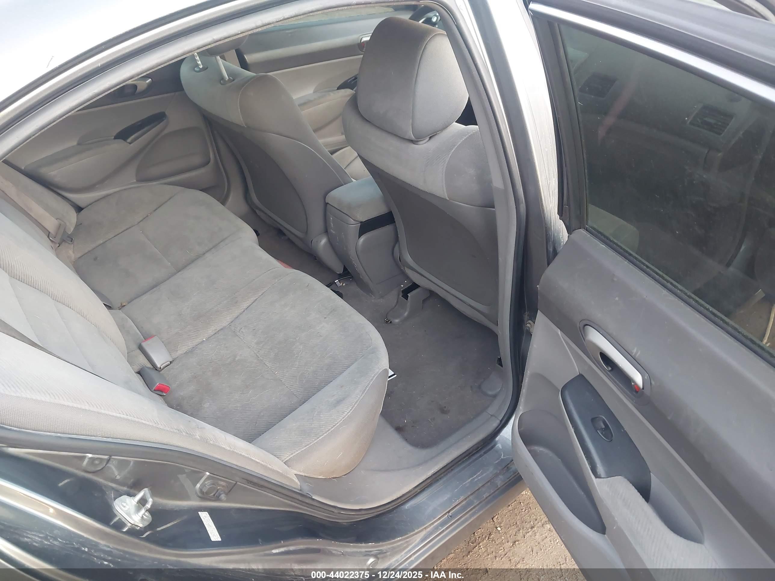 HONDA CIVIC image 8