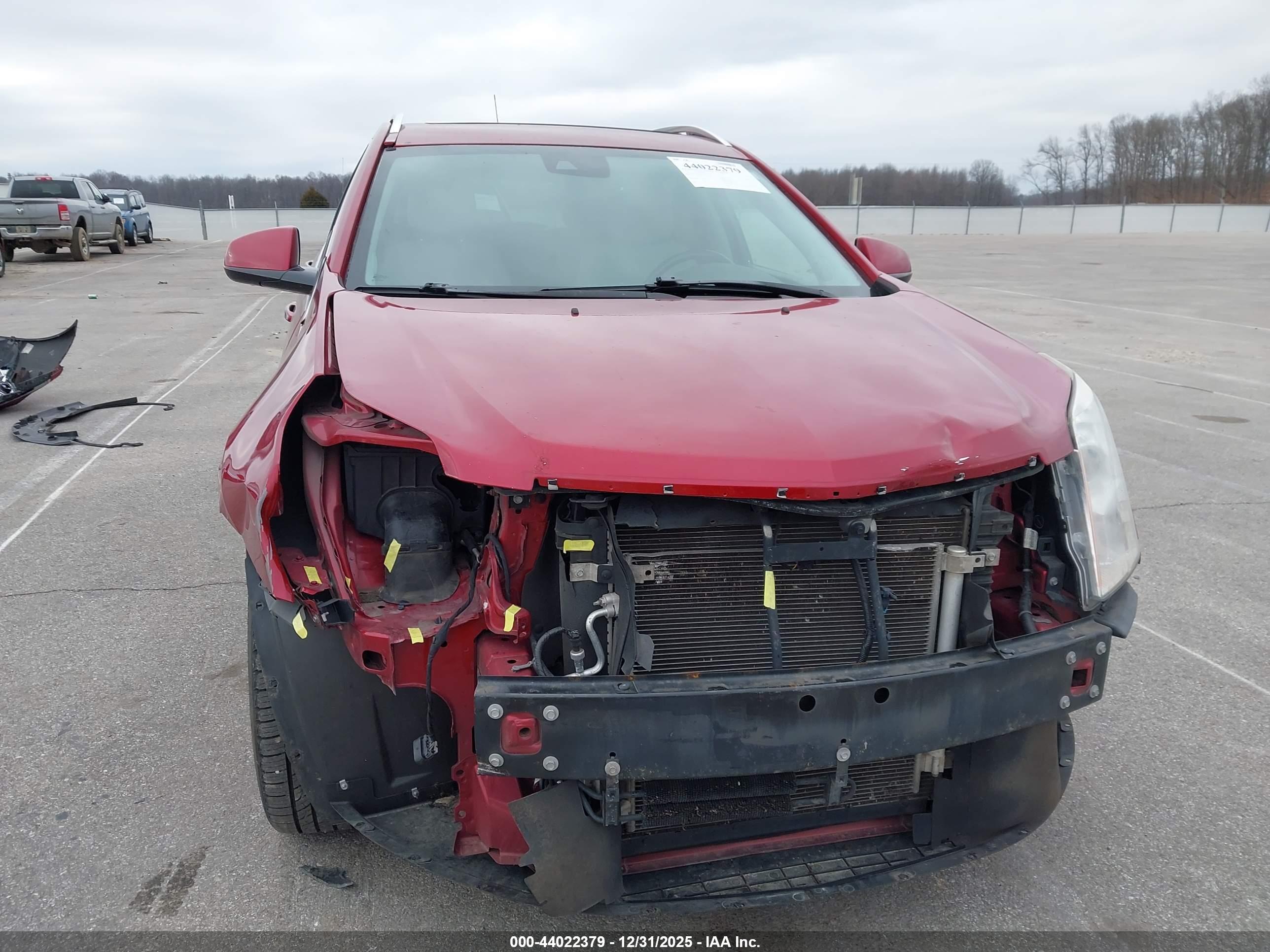 CADILLAC SRX image 6