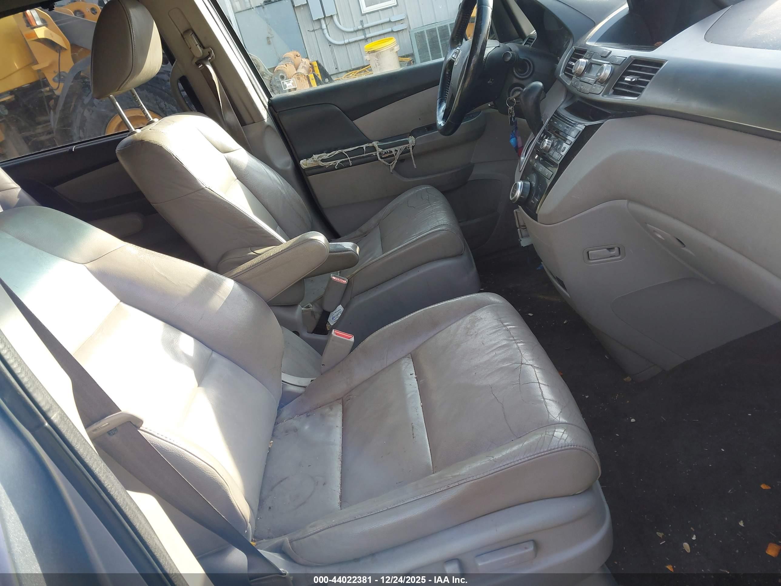 HONDA ODYSSEY image 5