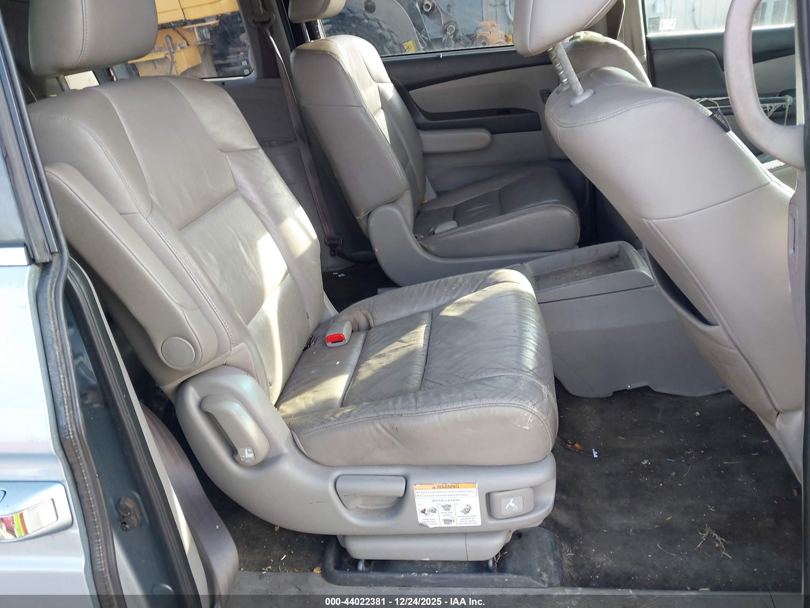 HONDA ODYSSEY image 8