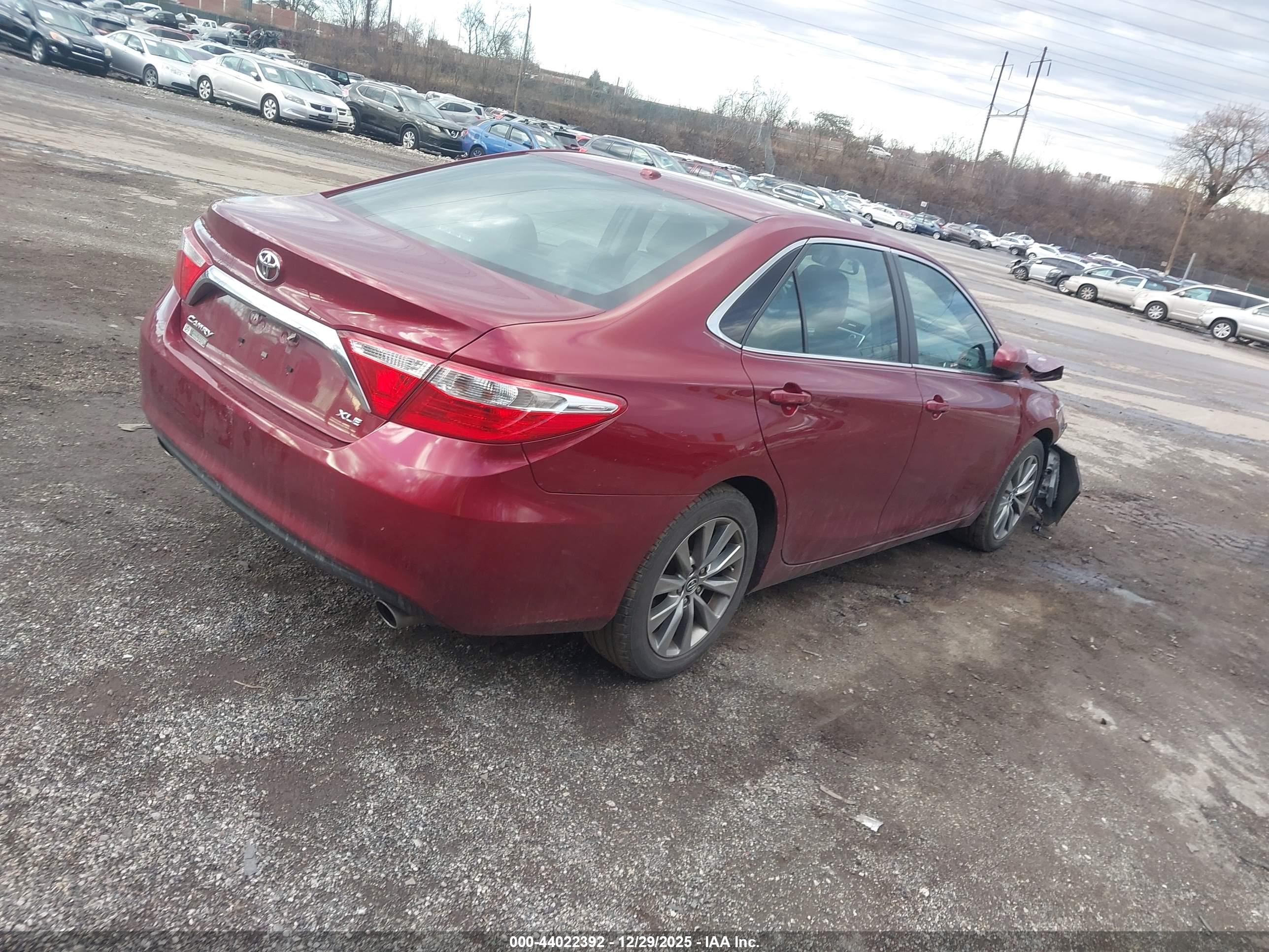 TOYOTA CAMRY image 4