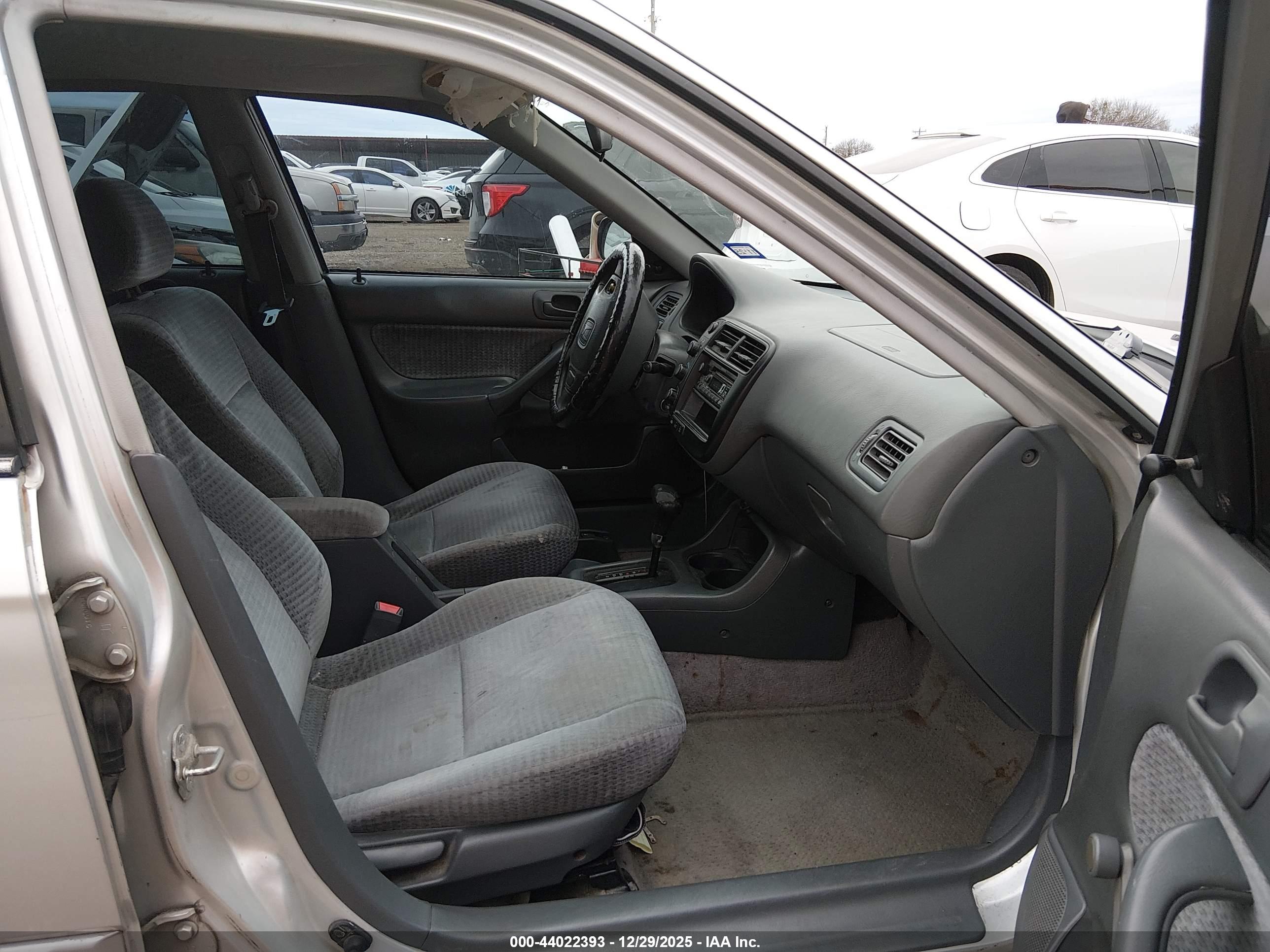 HONDA CIVIC image 5