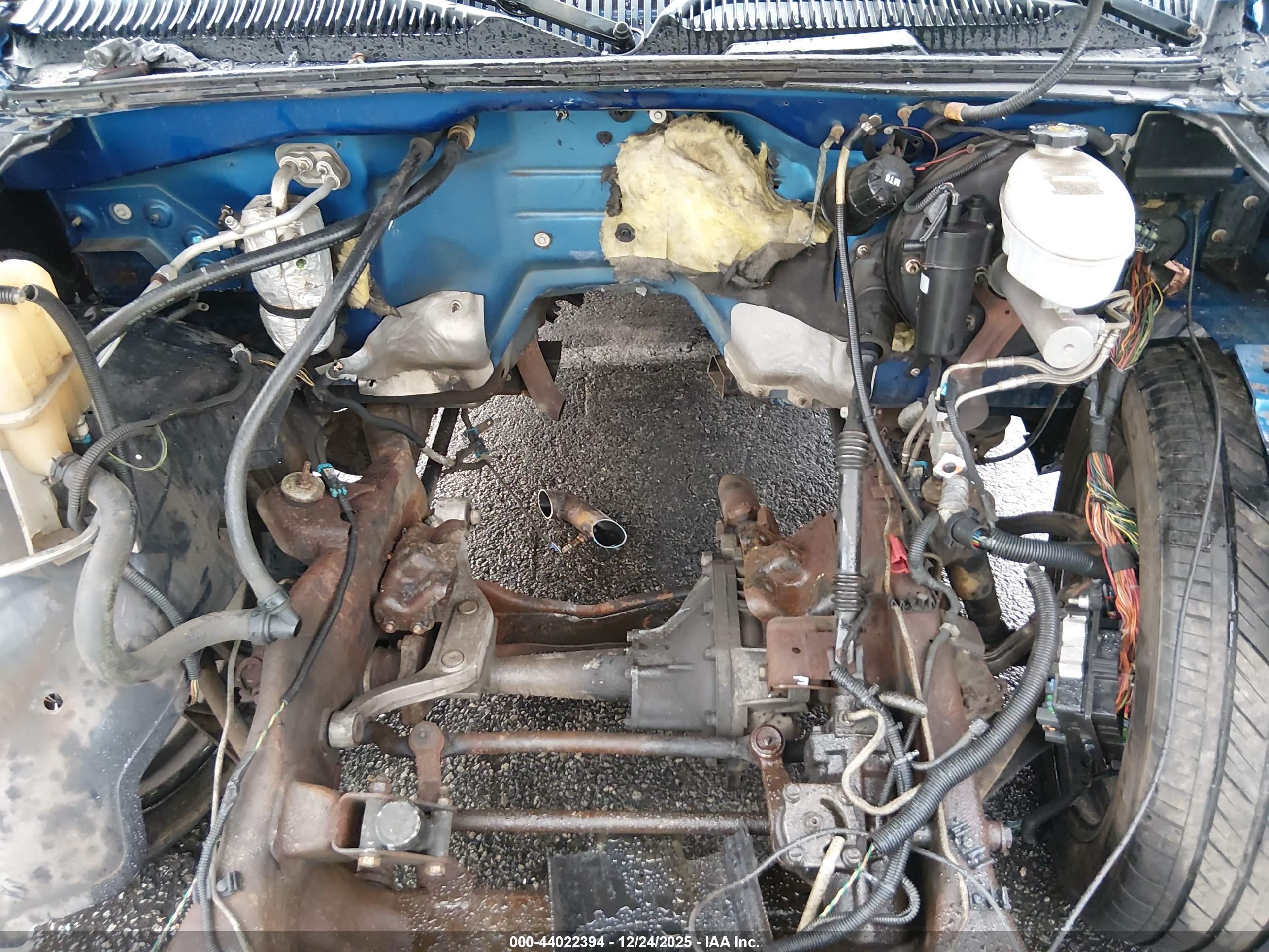 CHEVROLET SILVERADO image 10