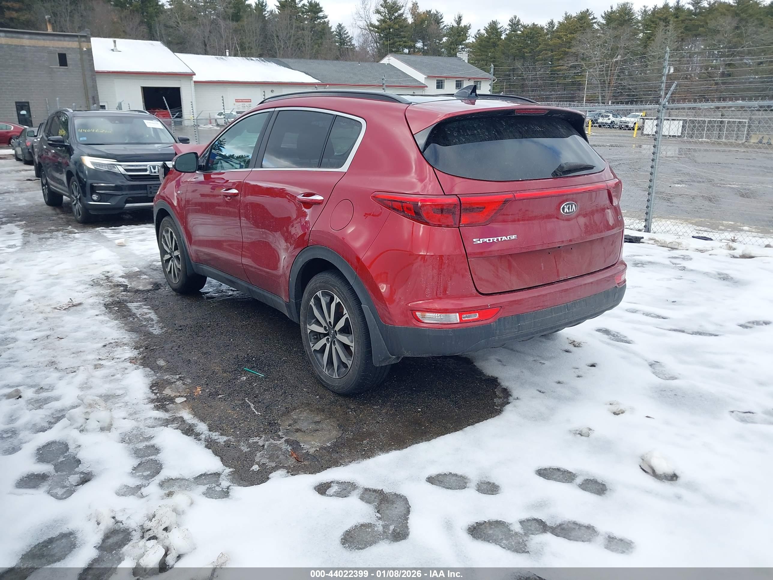 KIA SPORTAGE image 3