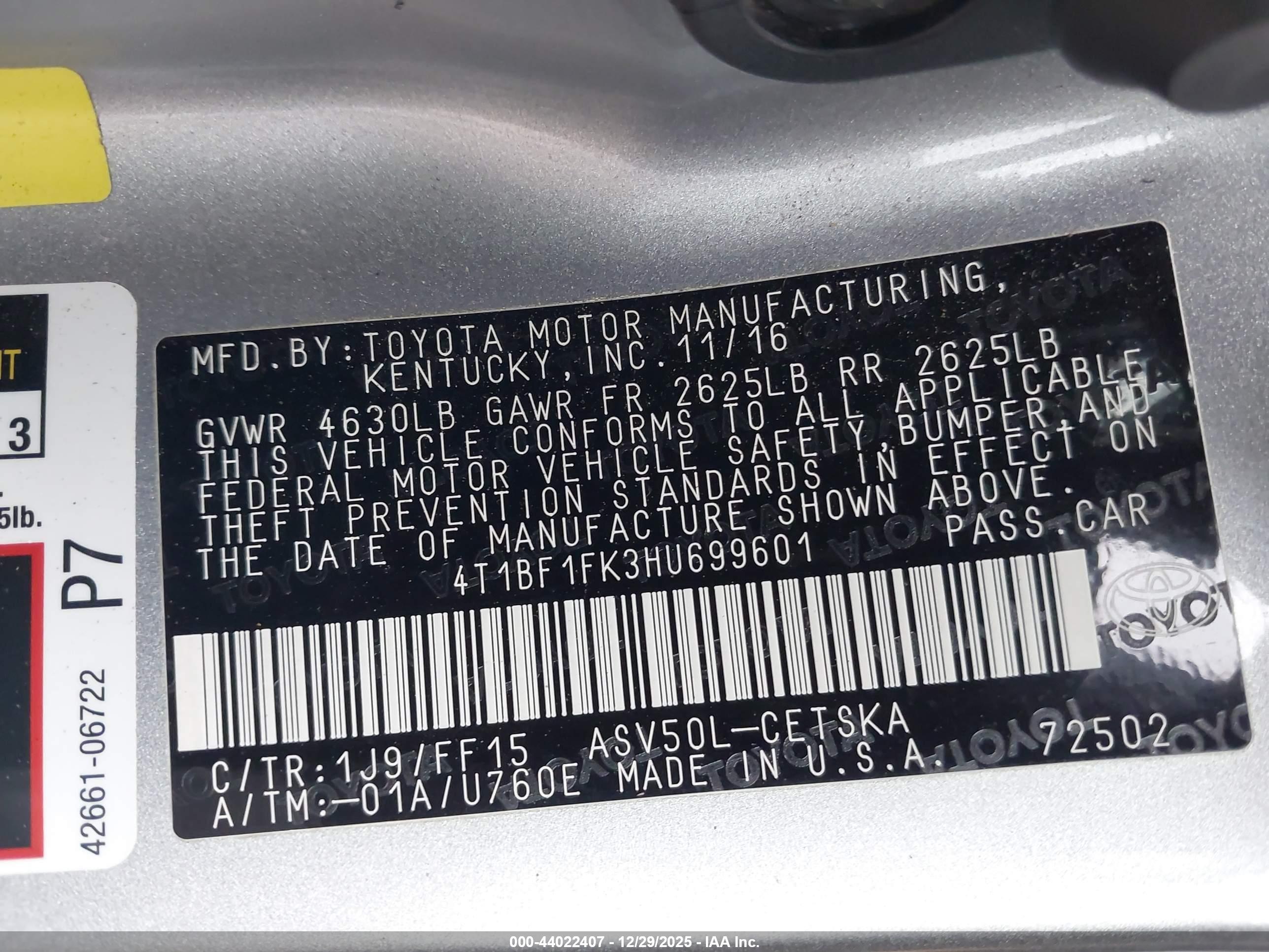 TOYOTA CAMRY image 9