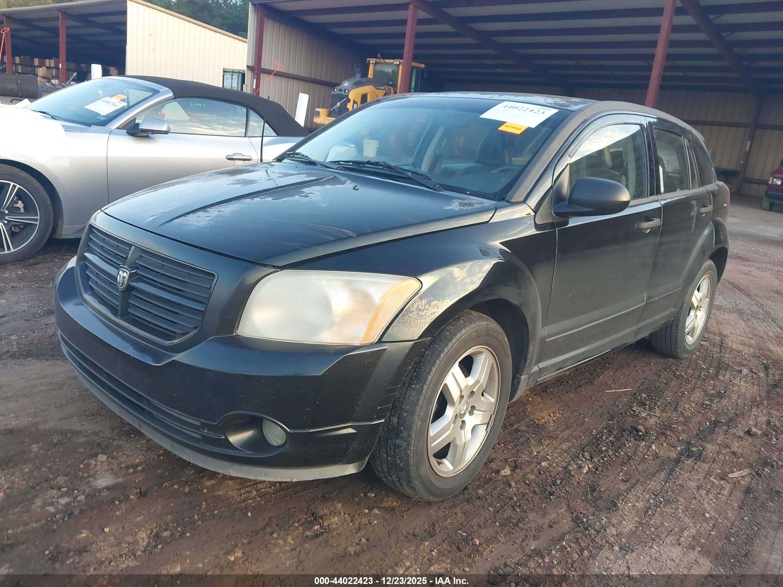 DODGE CALIBER image 2
