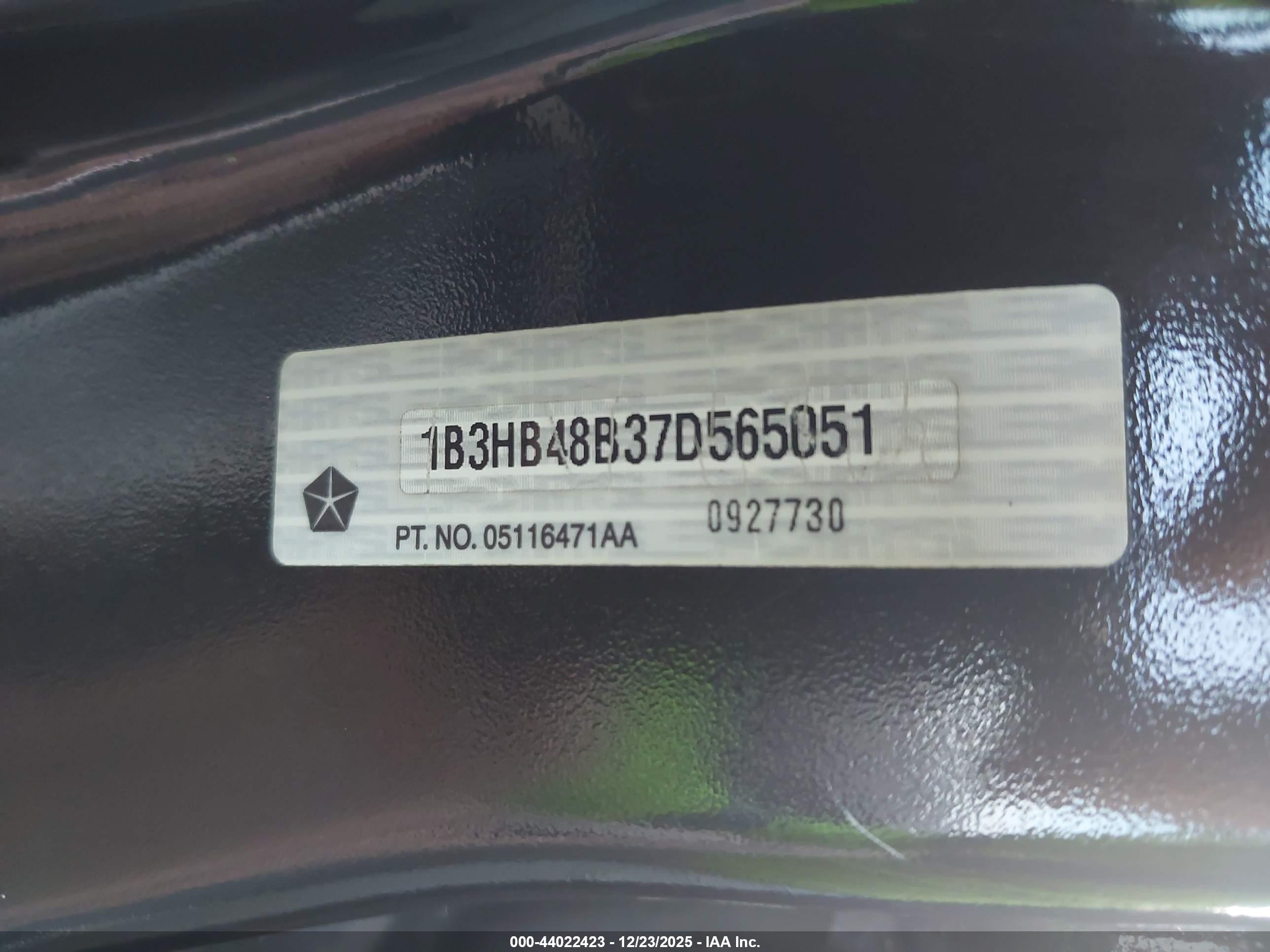 DODGE CALIBER image 9