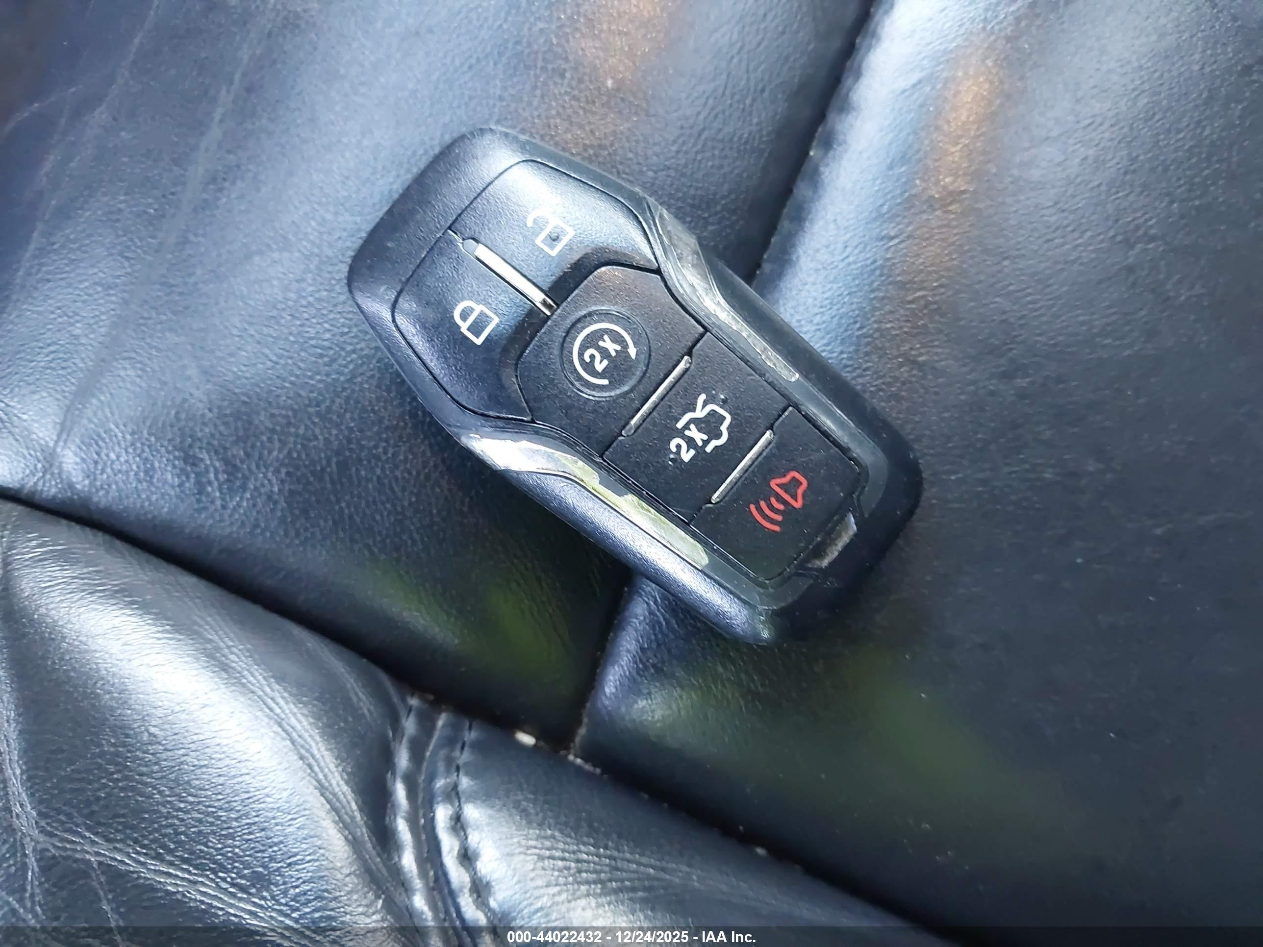 LINCOLN MKZ image 11