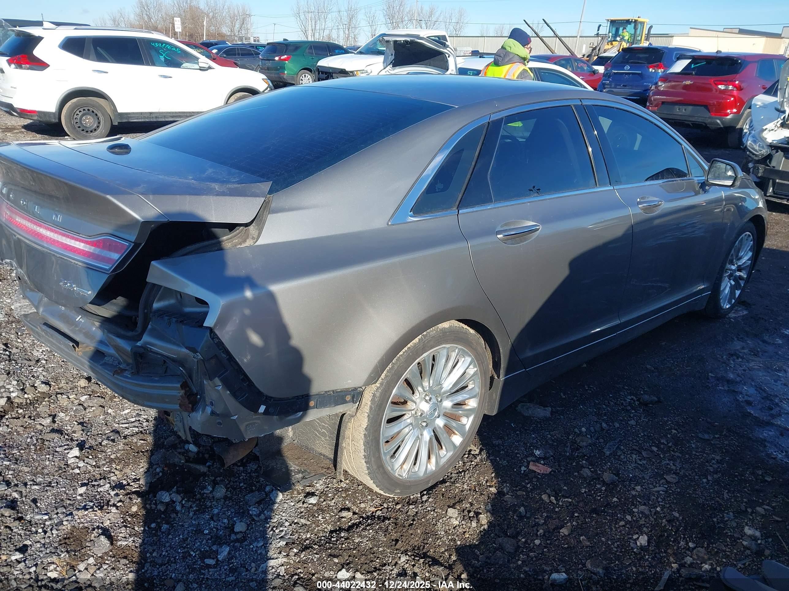 LINCOLN MKZ image 4