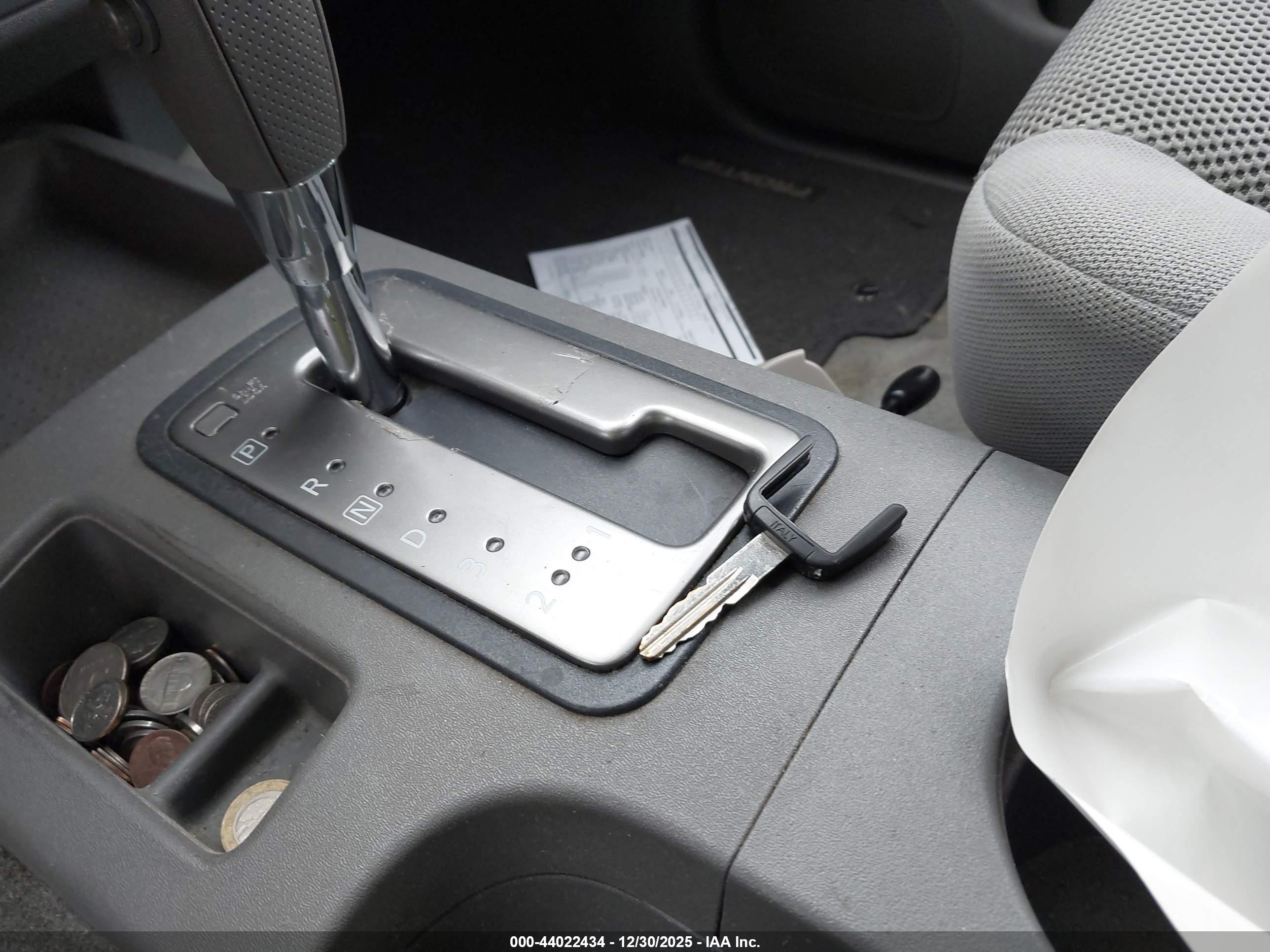 NISSAN FRONTIER image 11