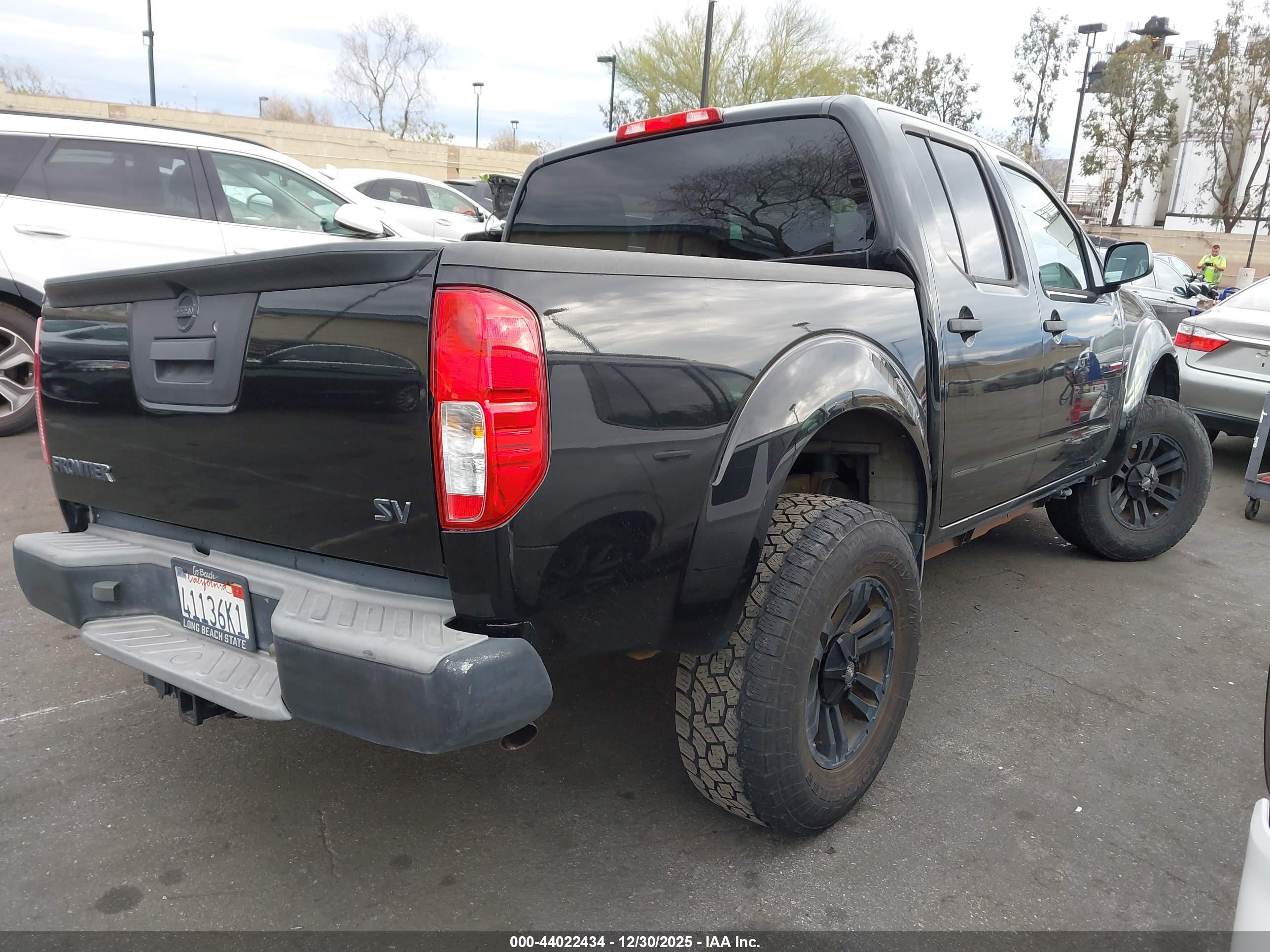 NISSAN FRONTIER image 4