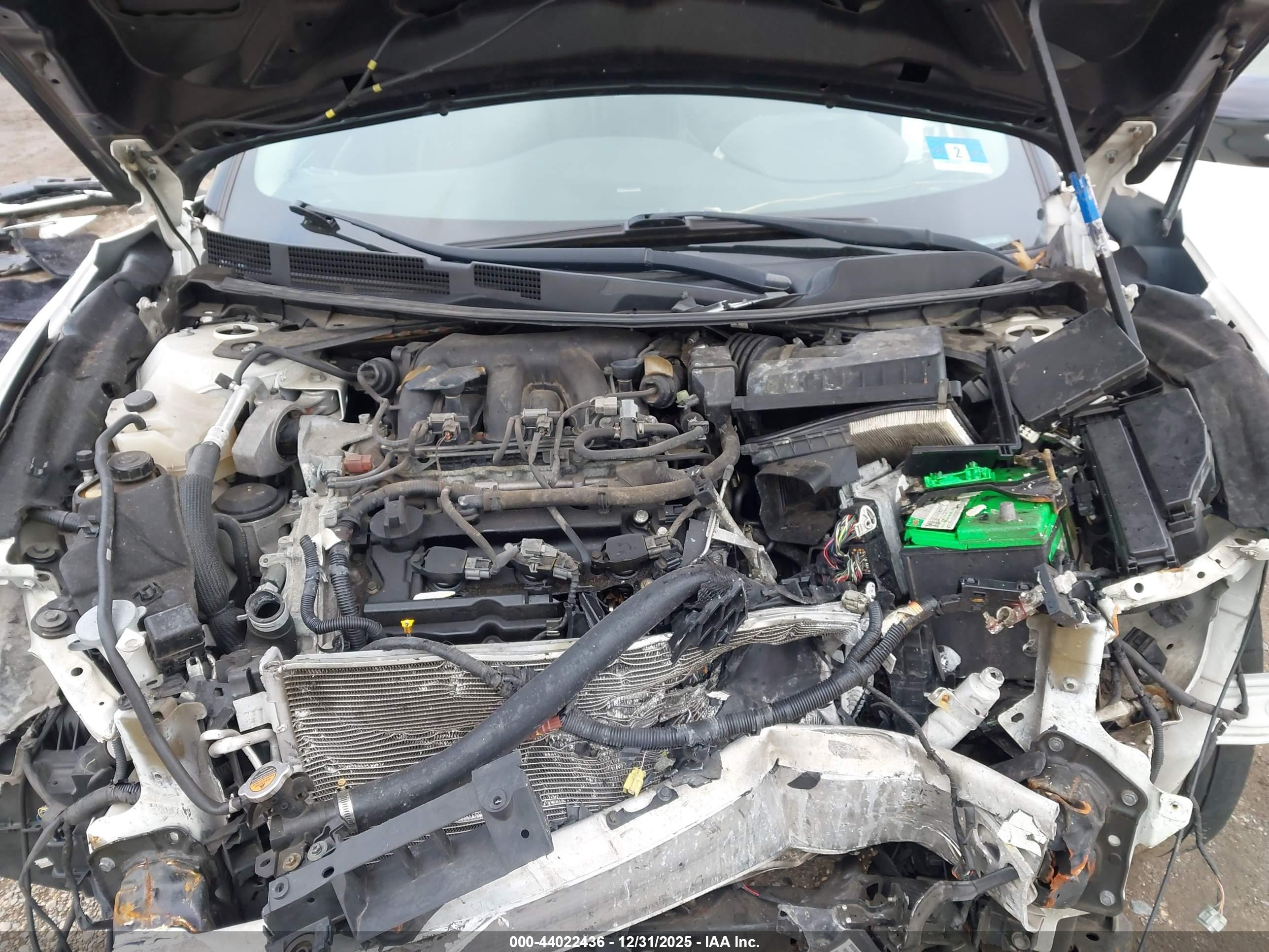 NISSAN MAXIMA image 10