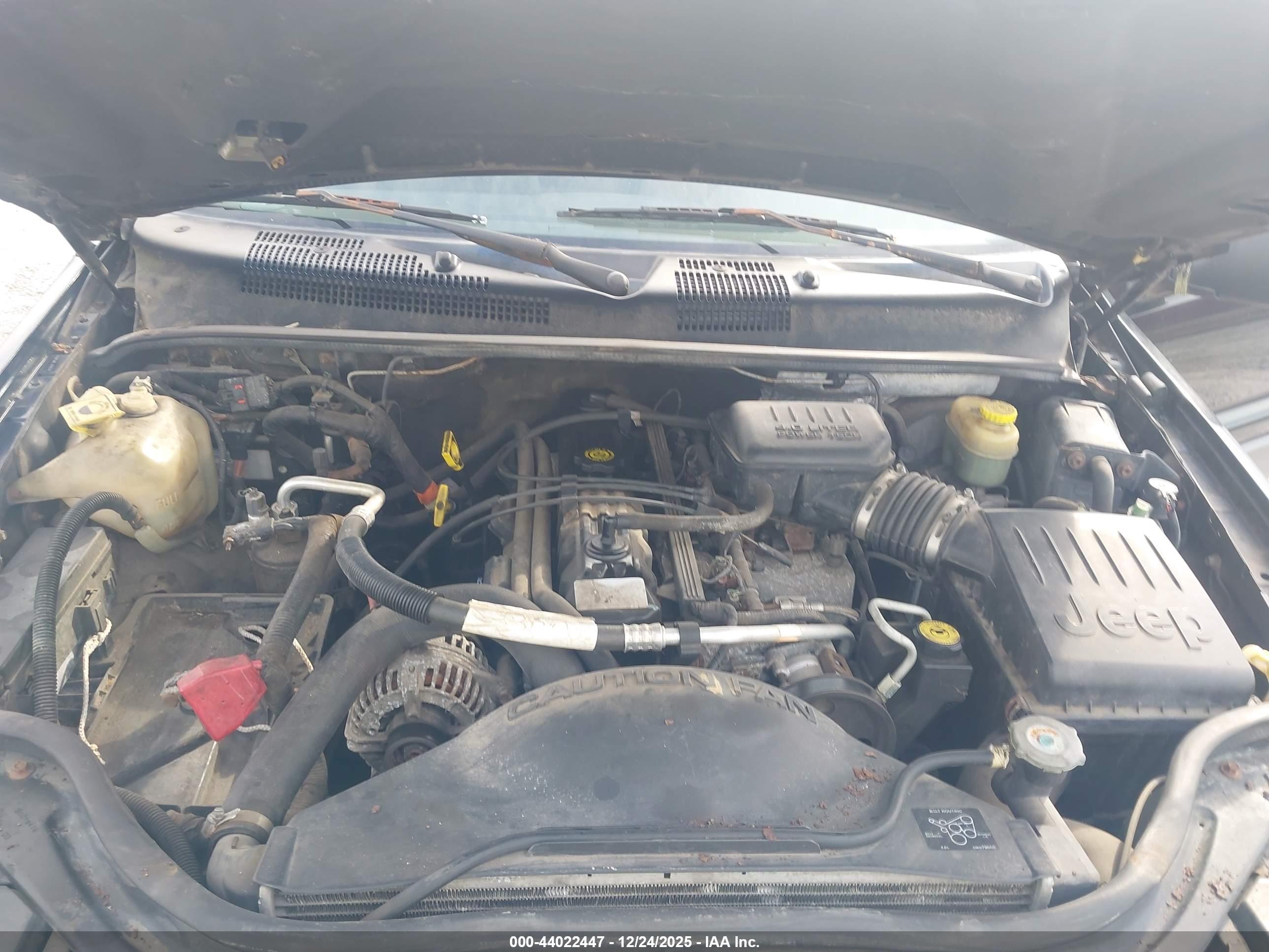 JEEP GRAND image 10