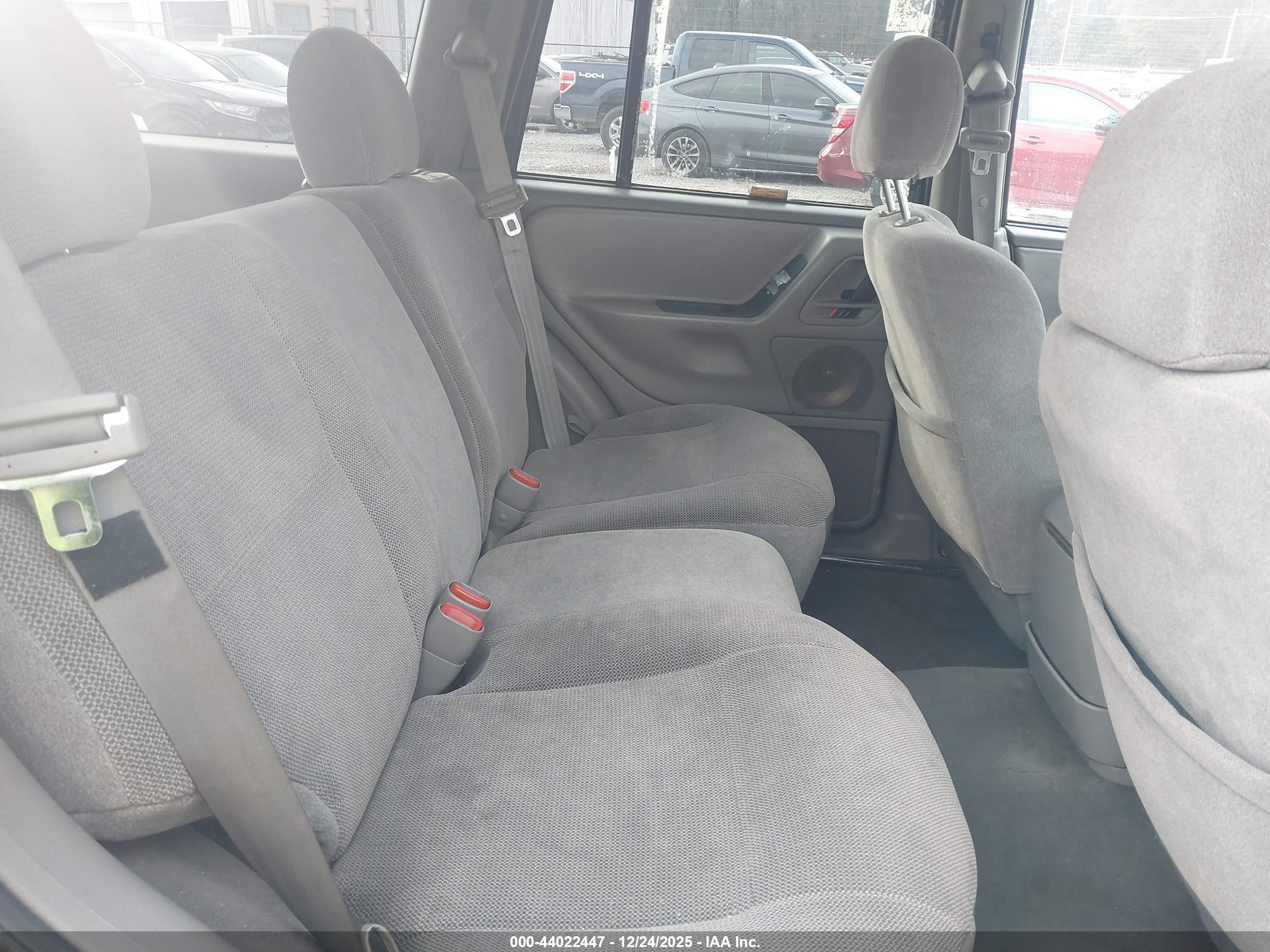JEEP GRAND image 8