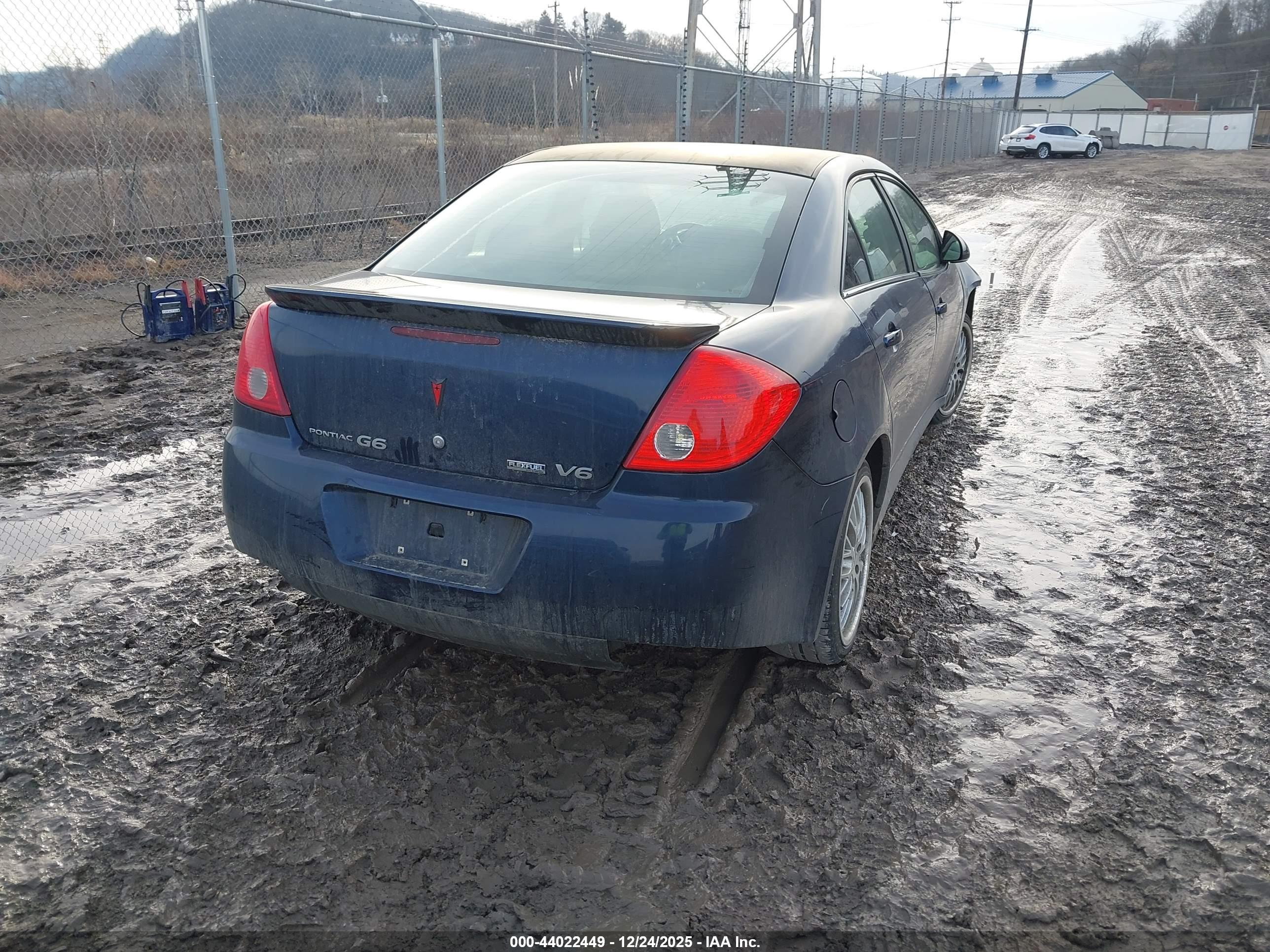 PONTIAC G6 image 4