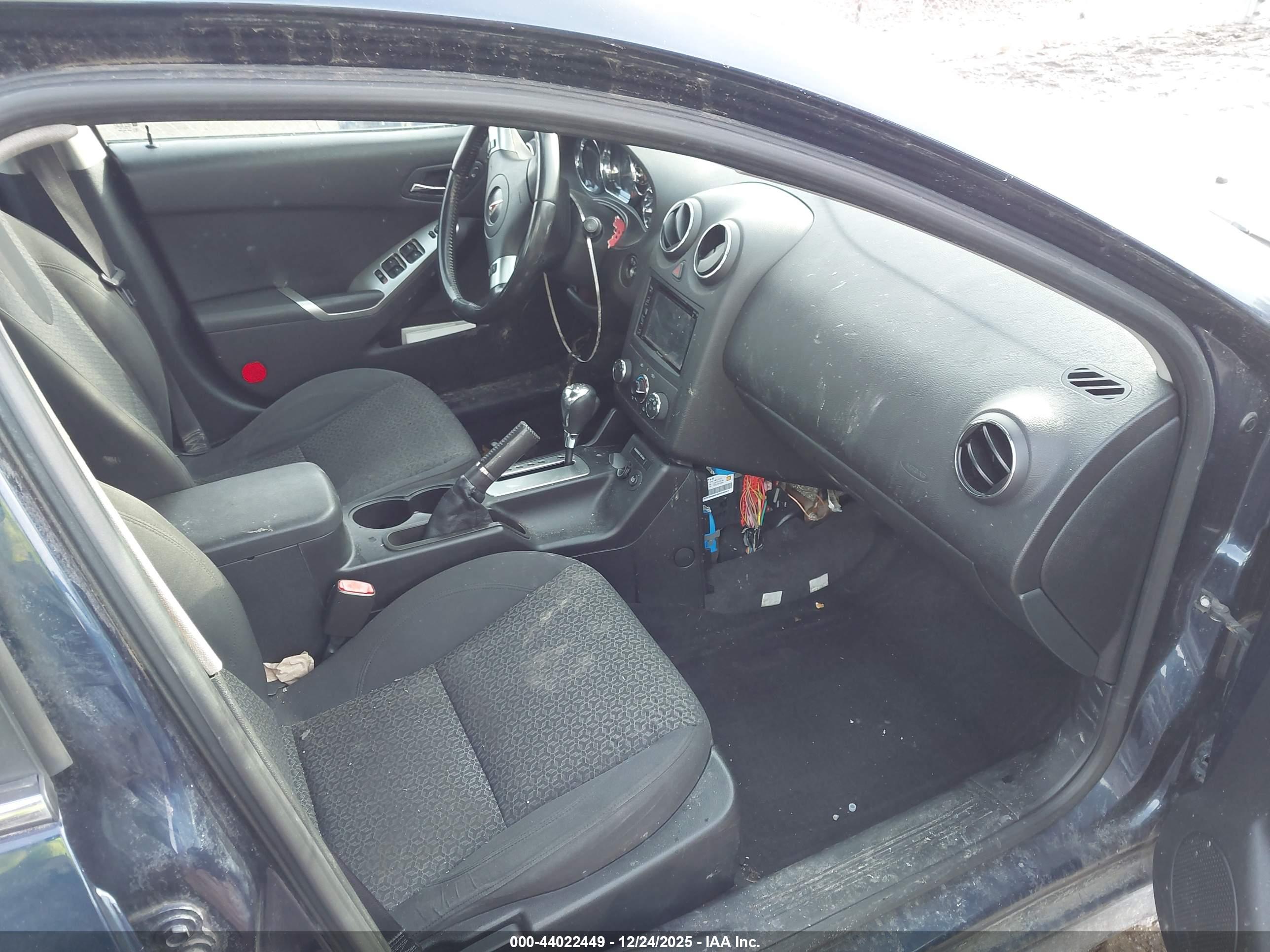 PONTIAC G6 image 5