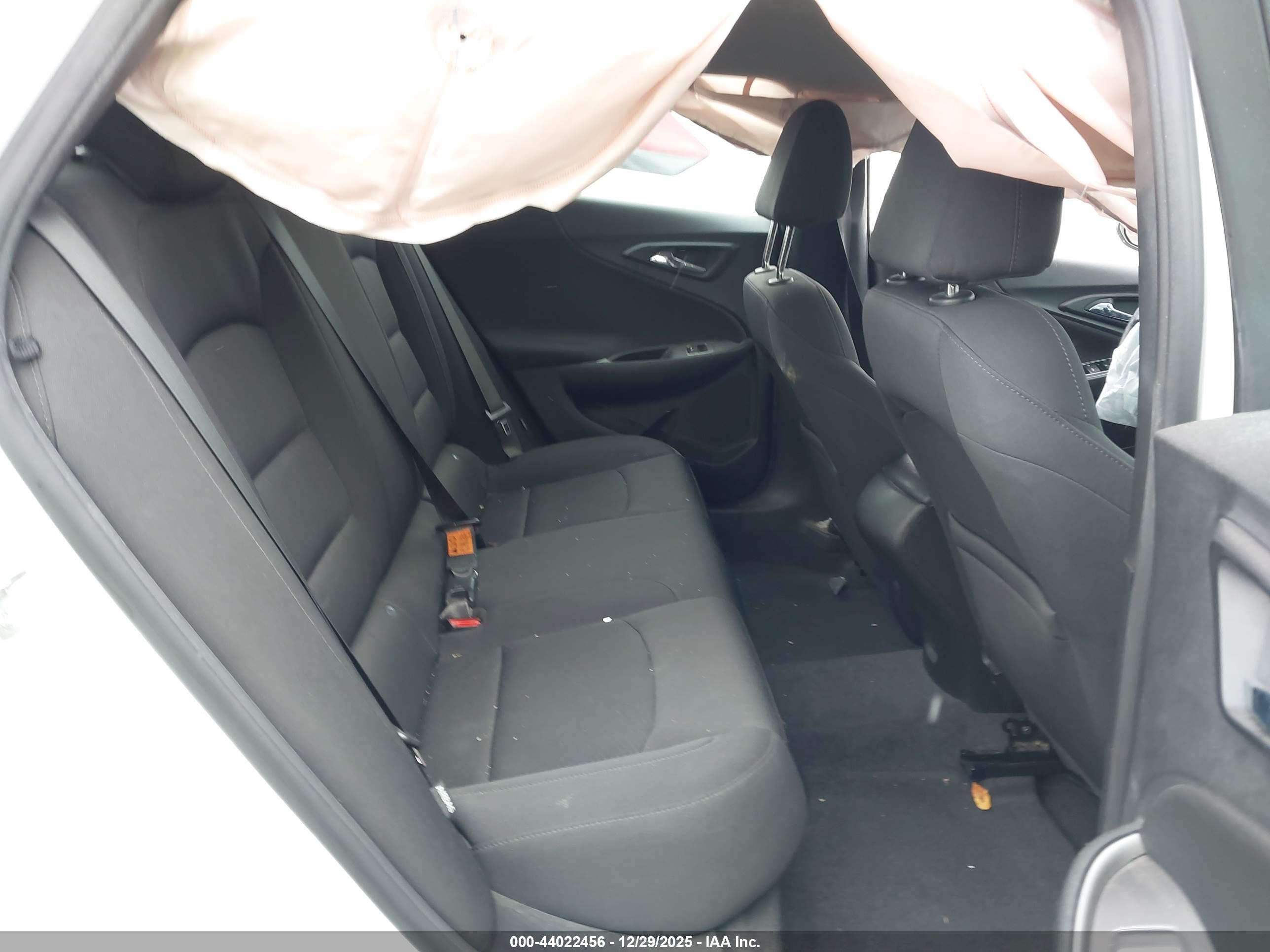 CHEVROLET MALIBU image 8