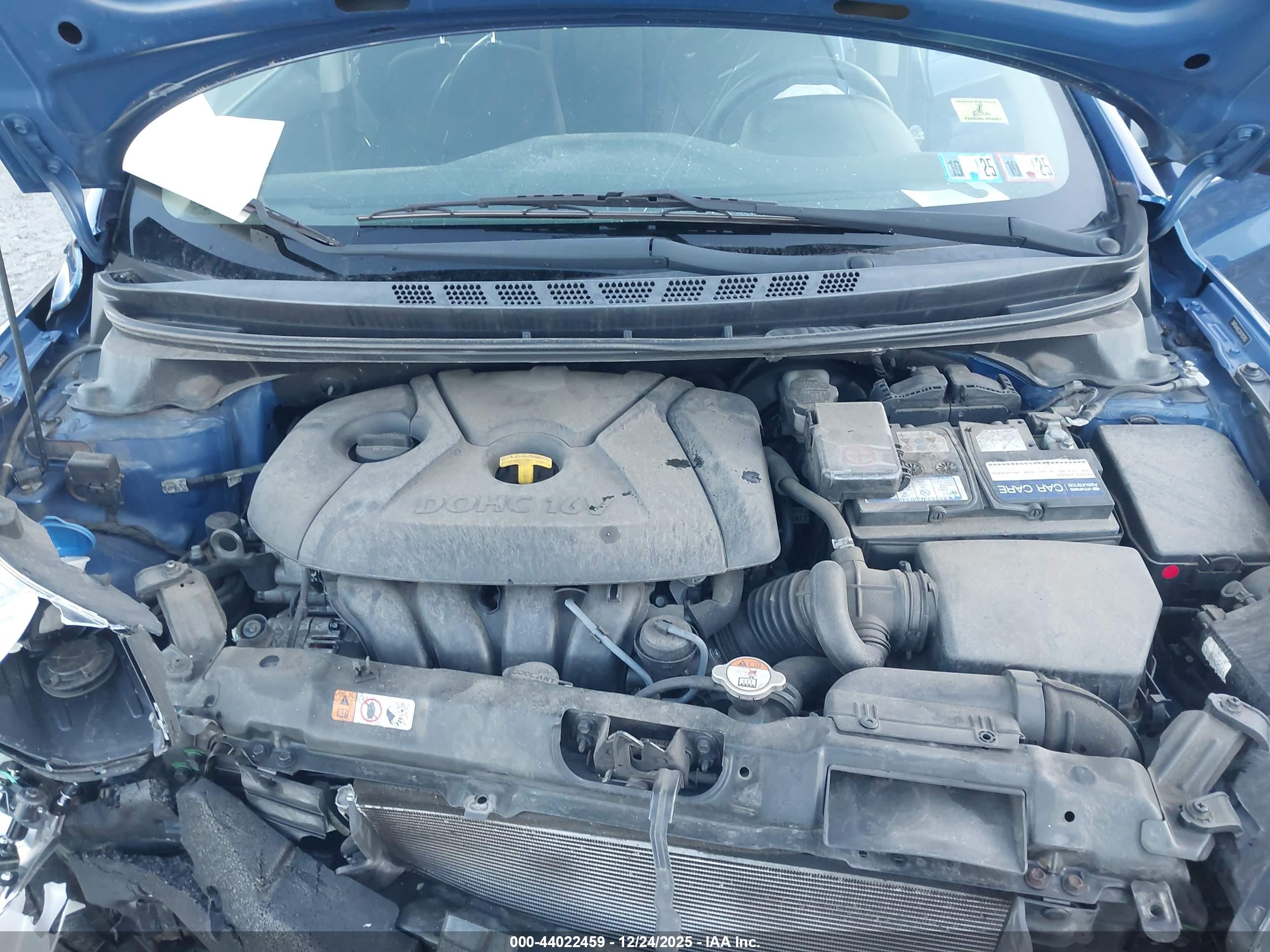 HYUNDAI ELANTRA image 10