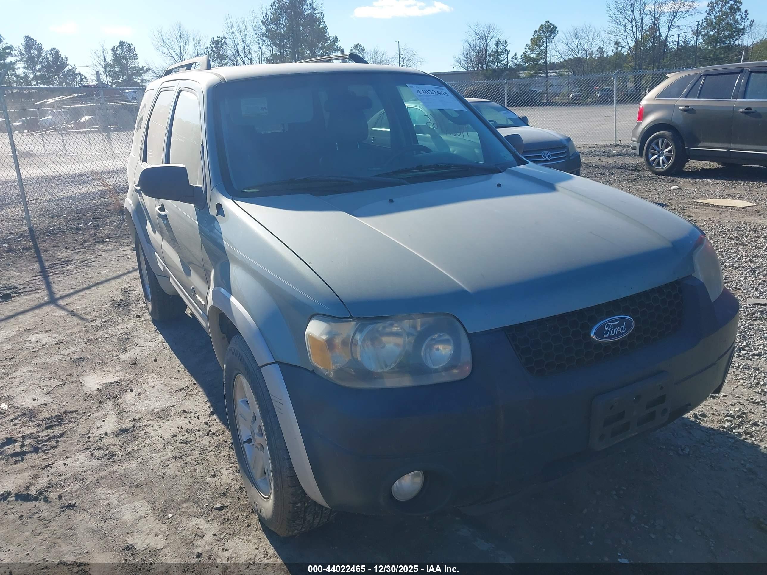 FORD ESCAPE image 6