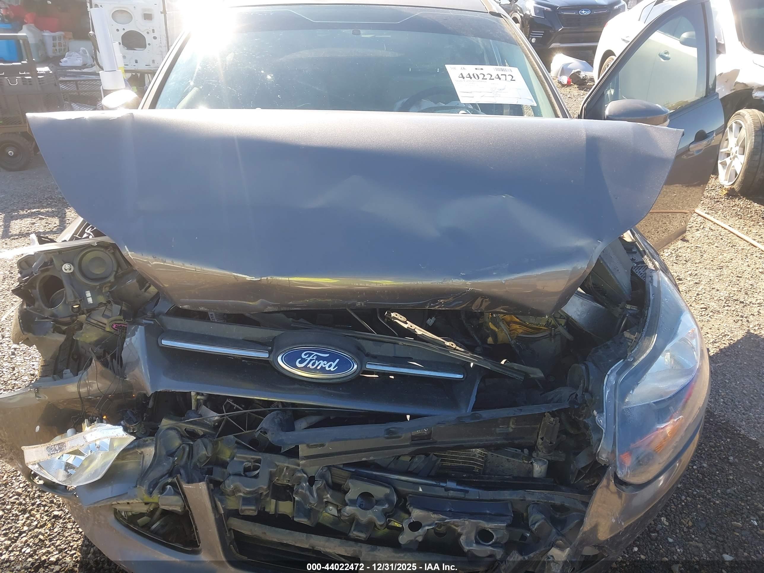 FORD FOCUS image 10