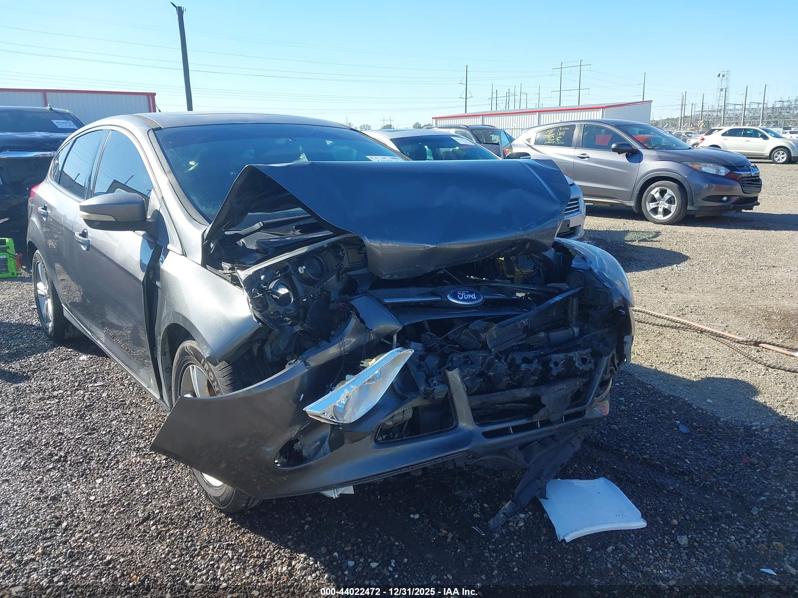FORD FOCUS image 6