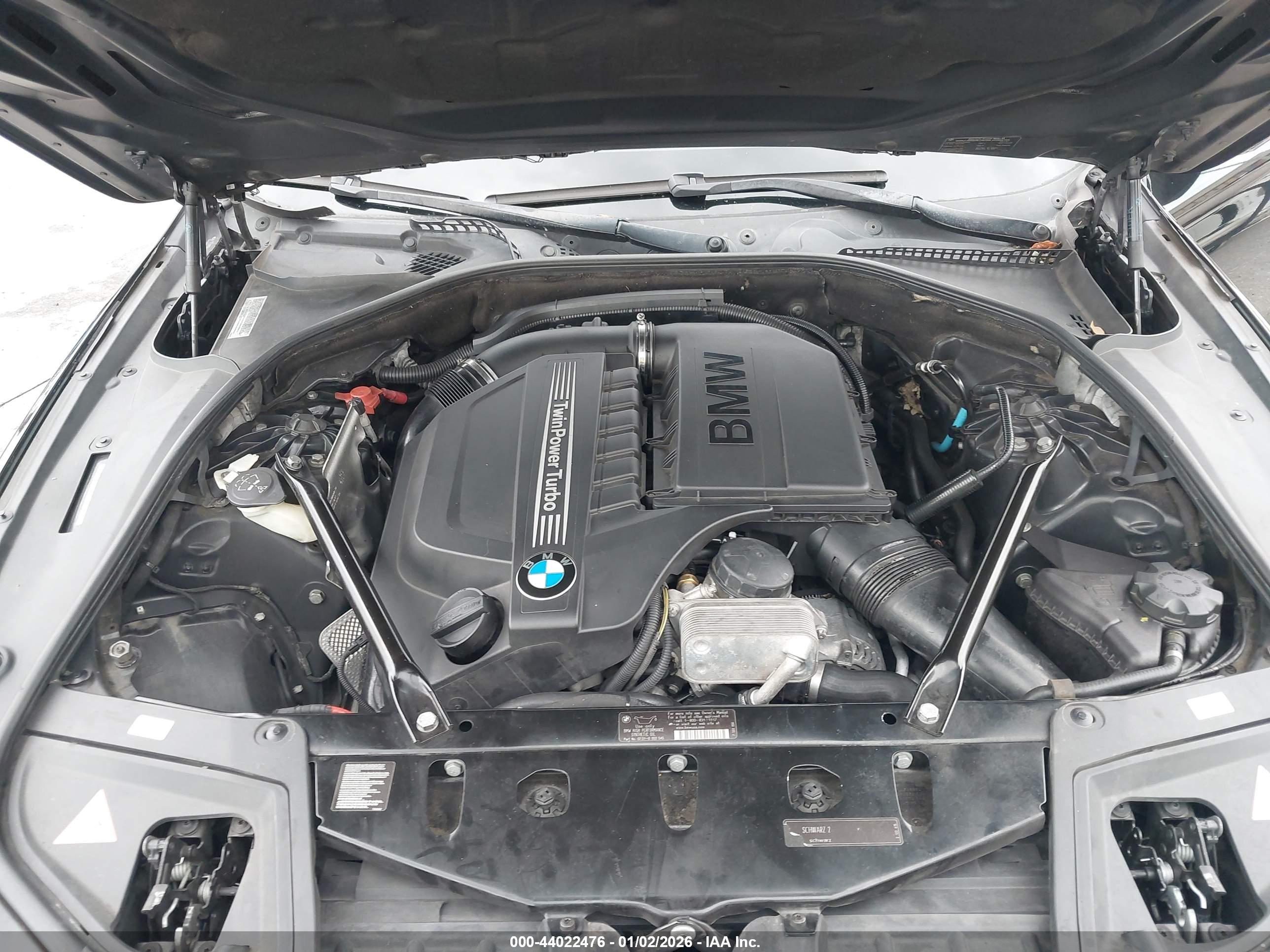 BMW 535I image 10