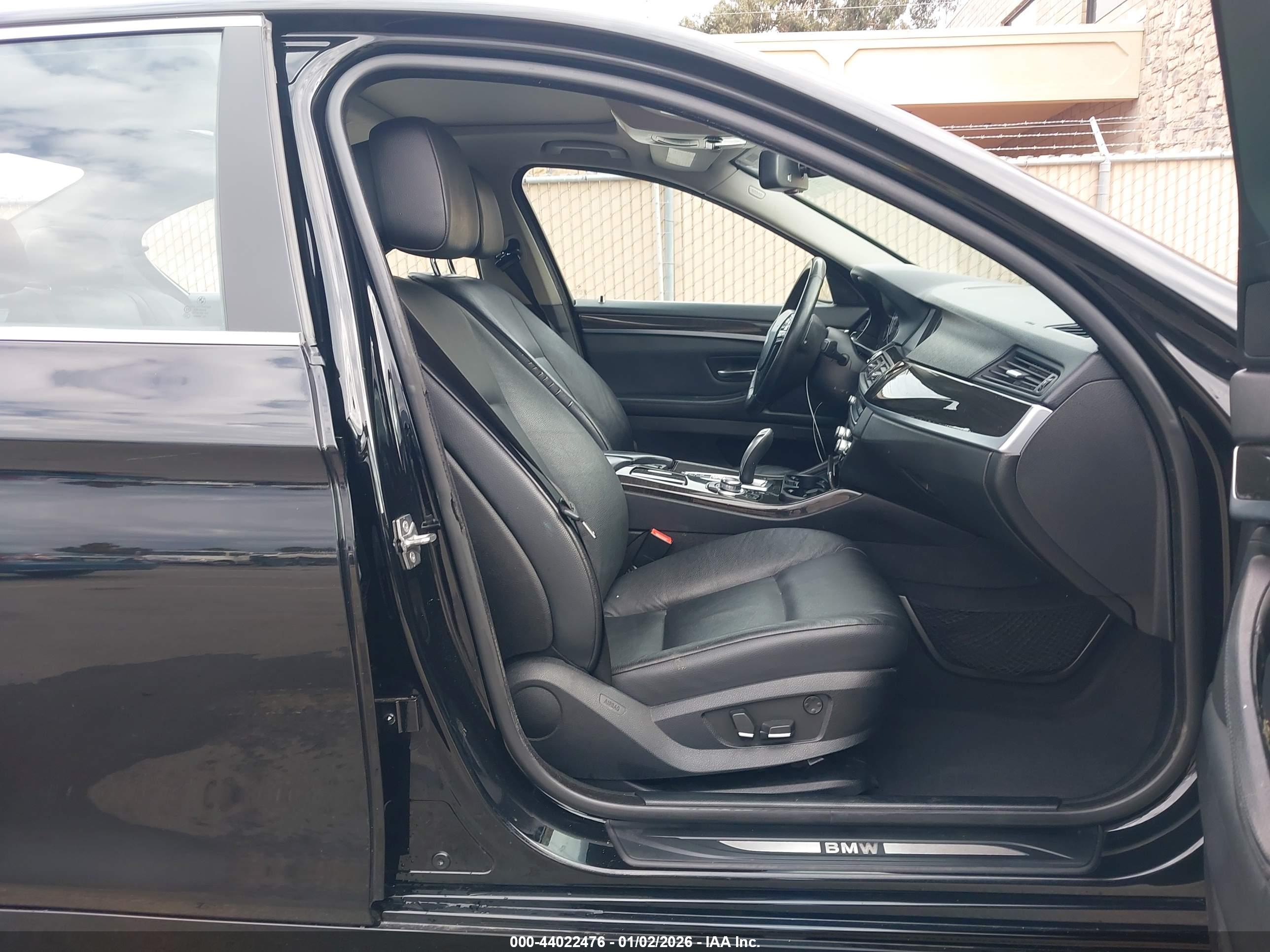 BMW 535I image 5