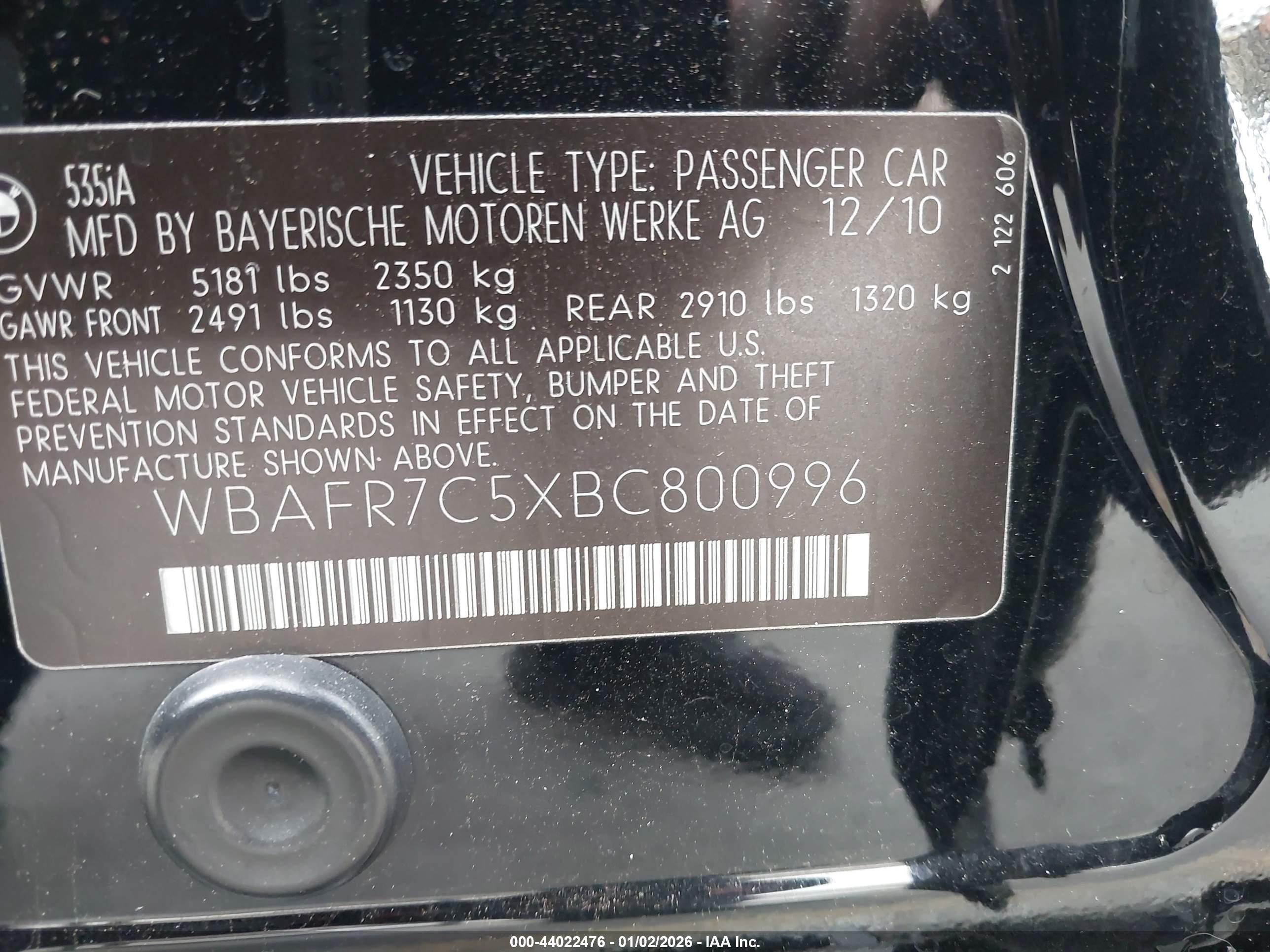 BMW 535I image 9