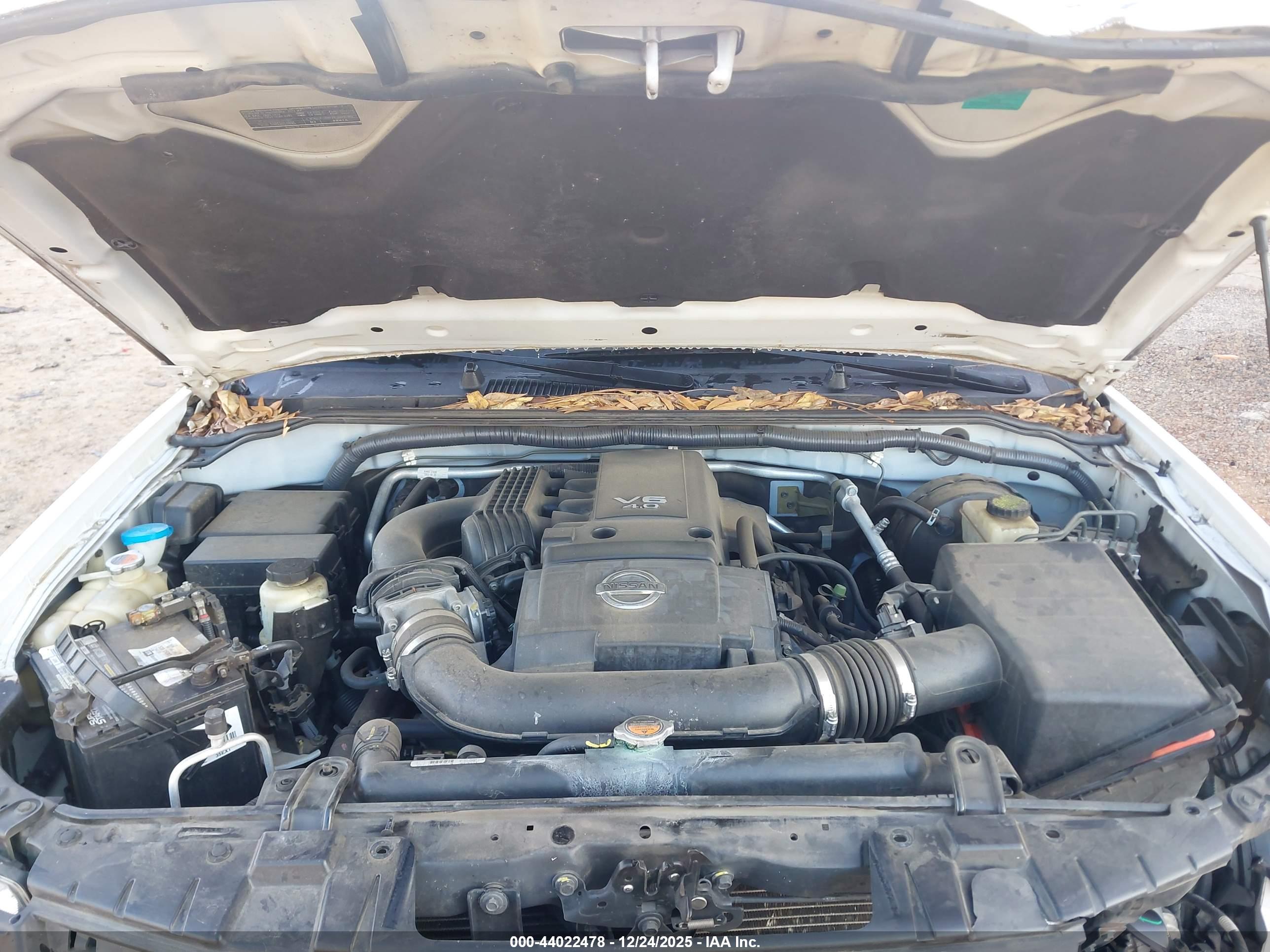 NISSAN FRONTIER image 10