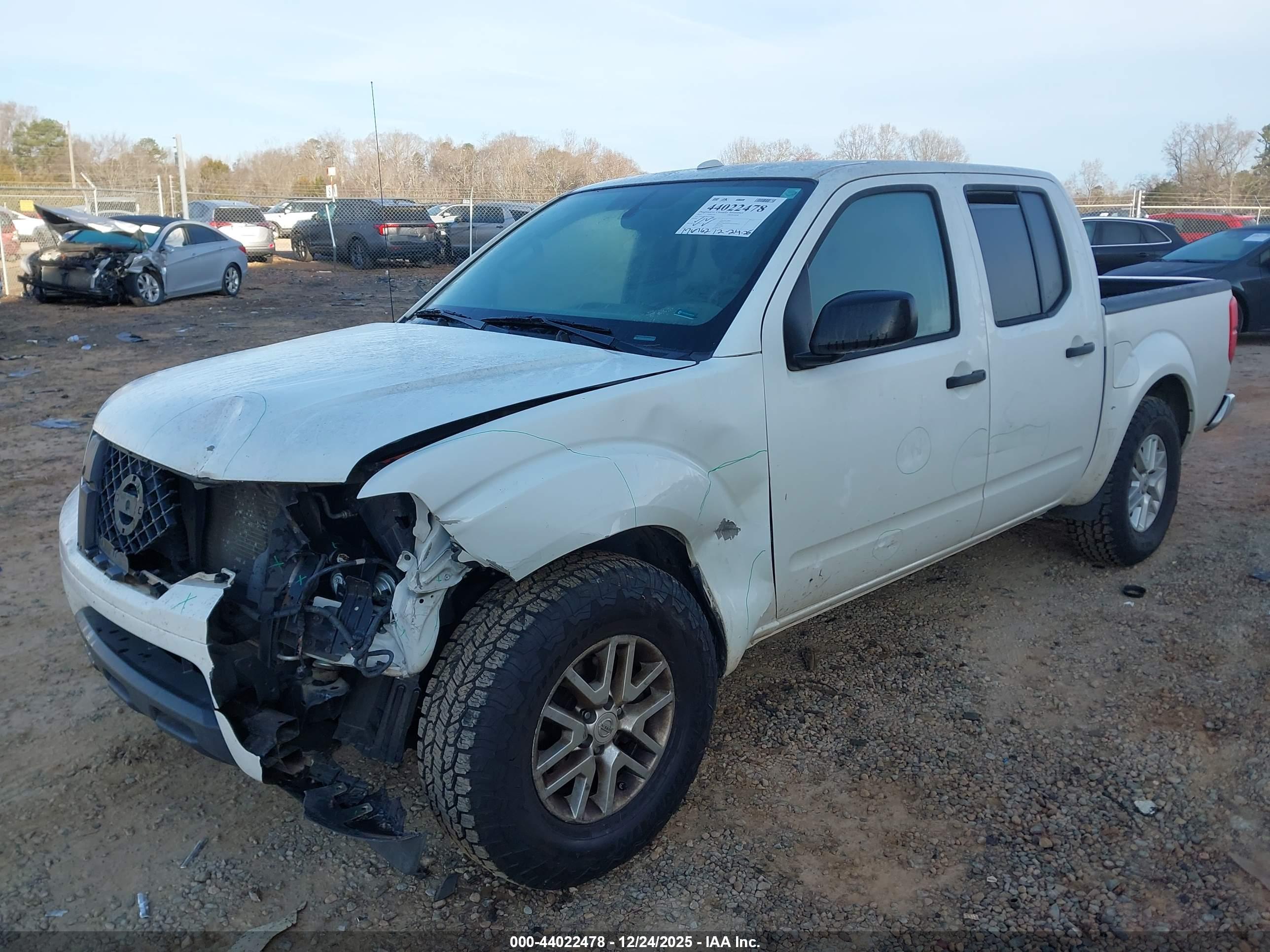 NISSAN FRONTIER image 2
