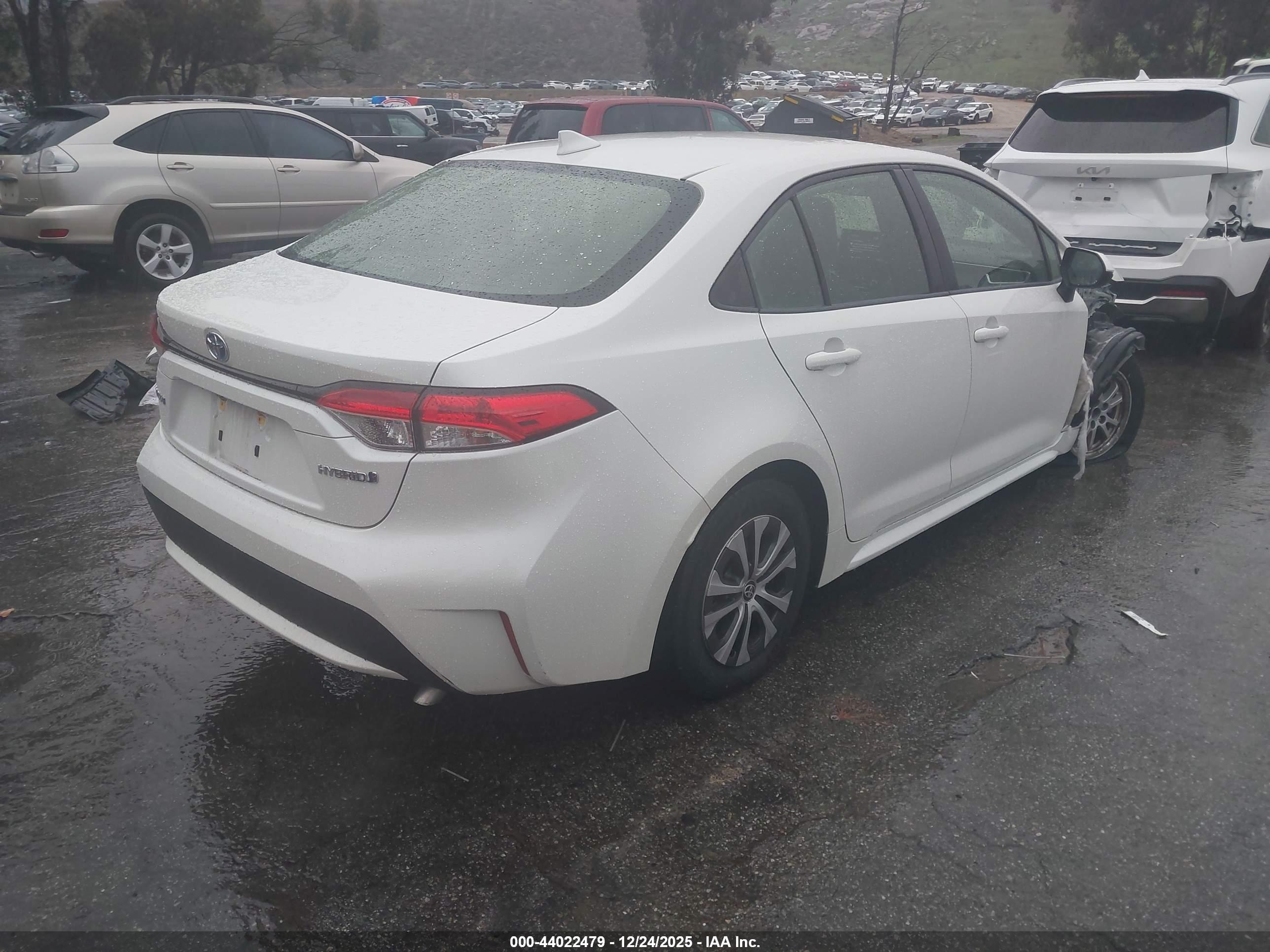 TOYOTA COROLLA image 4