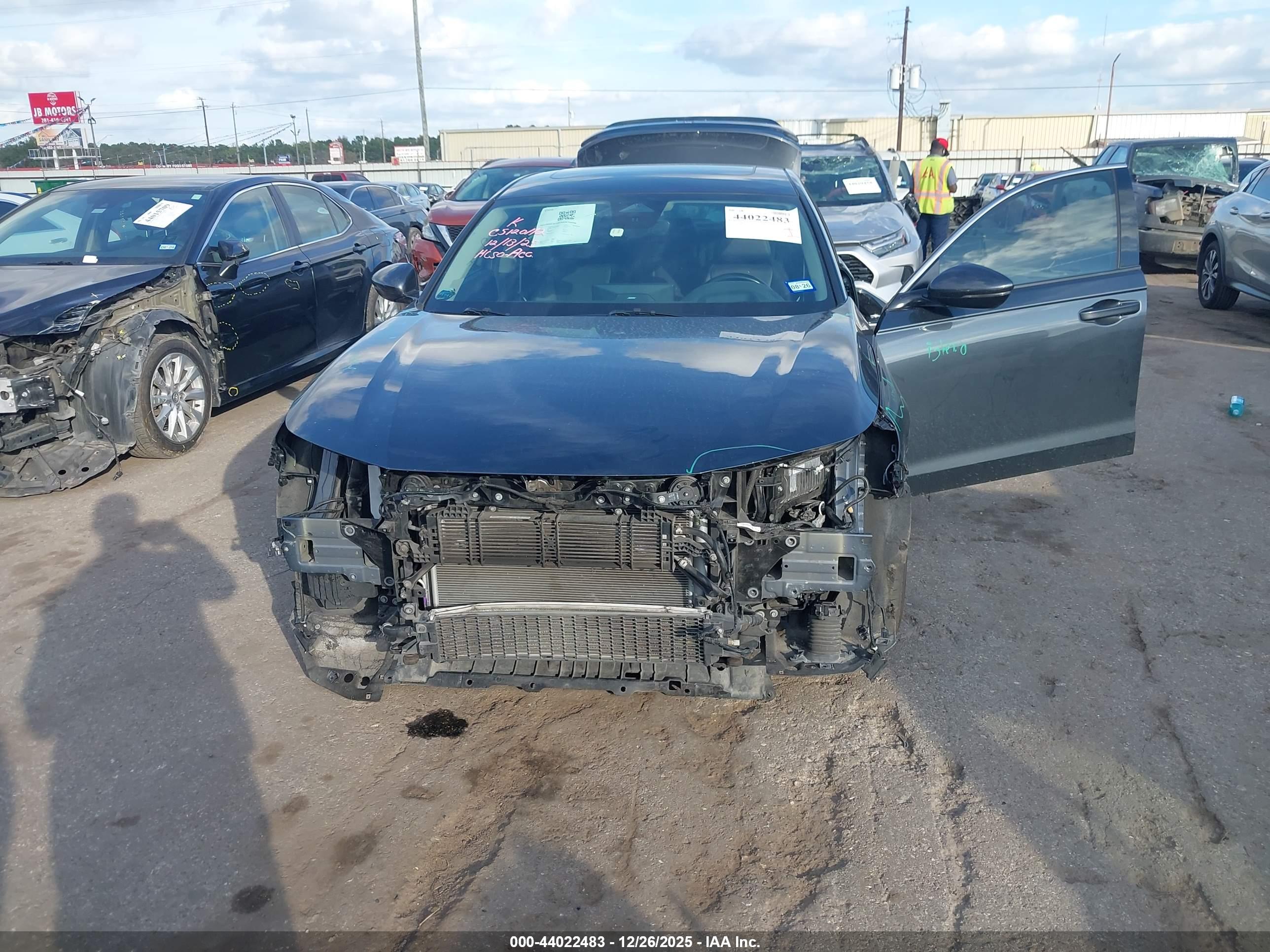 HONDA ACCORD image 6