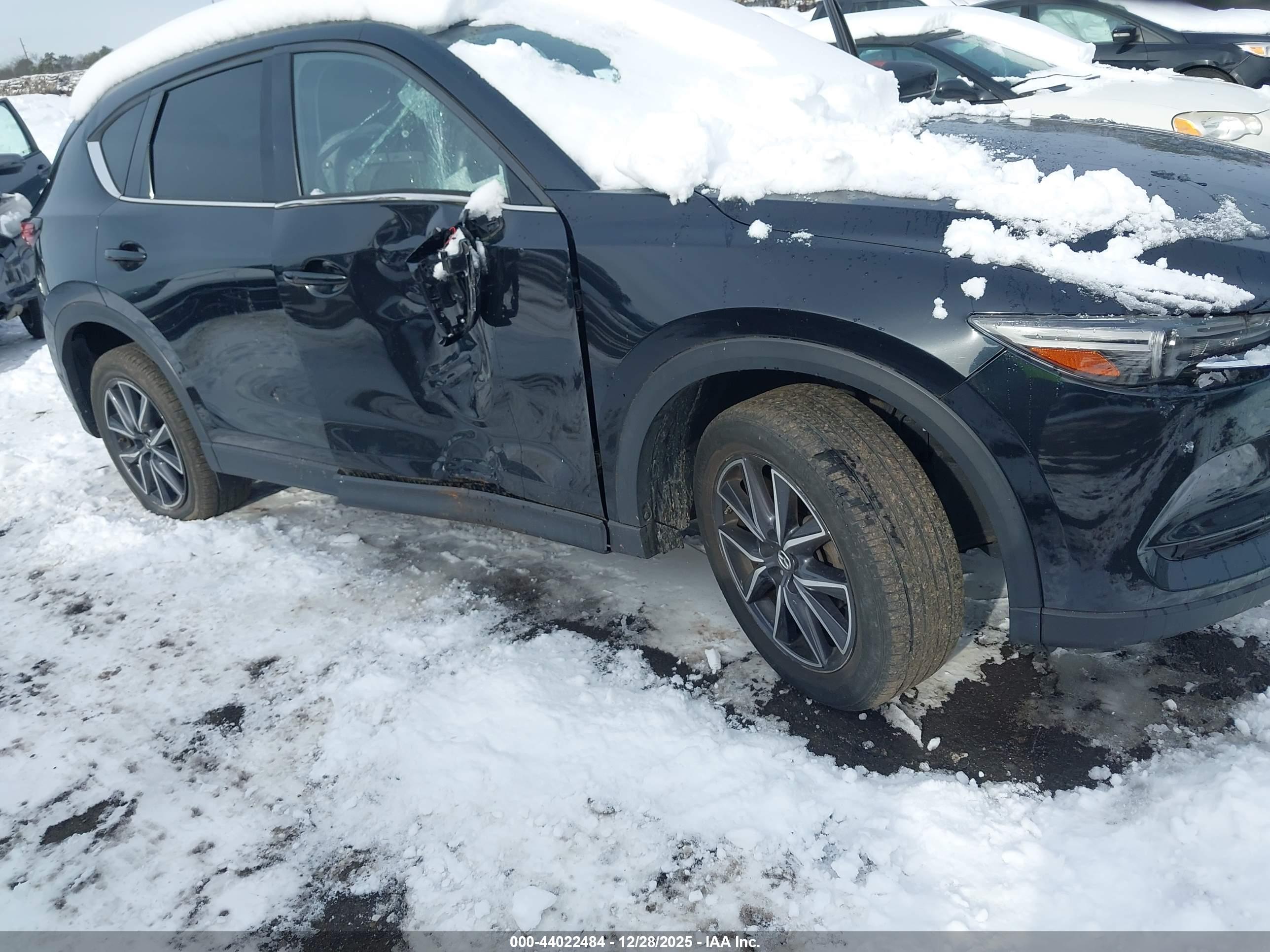 MAZDA CX-5 image 6