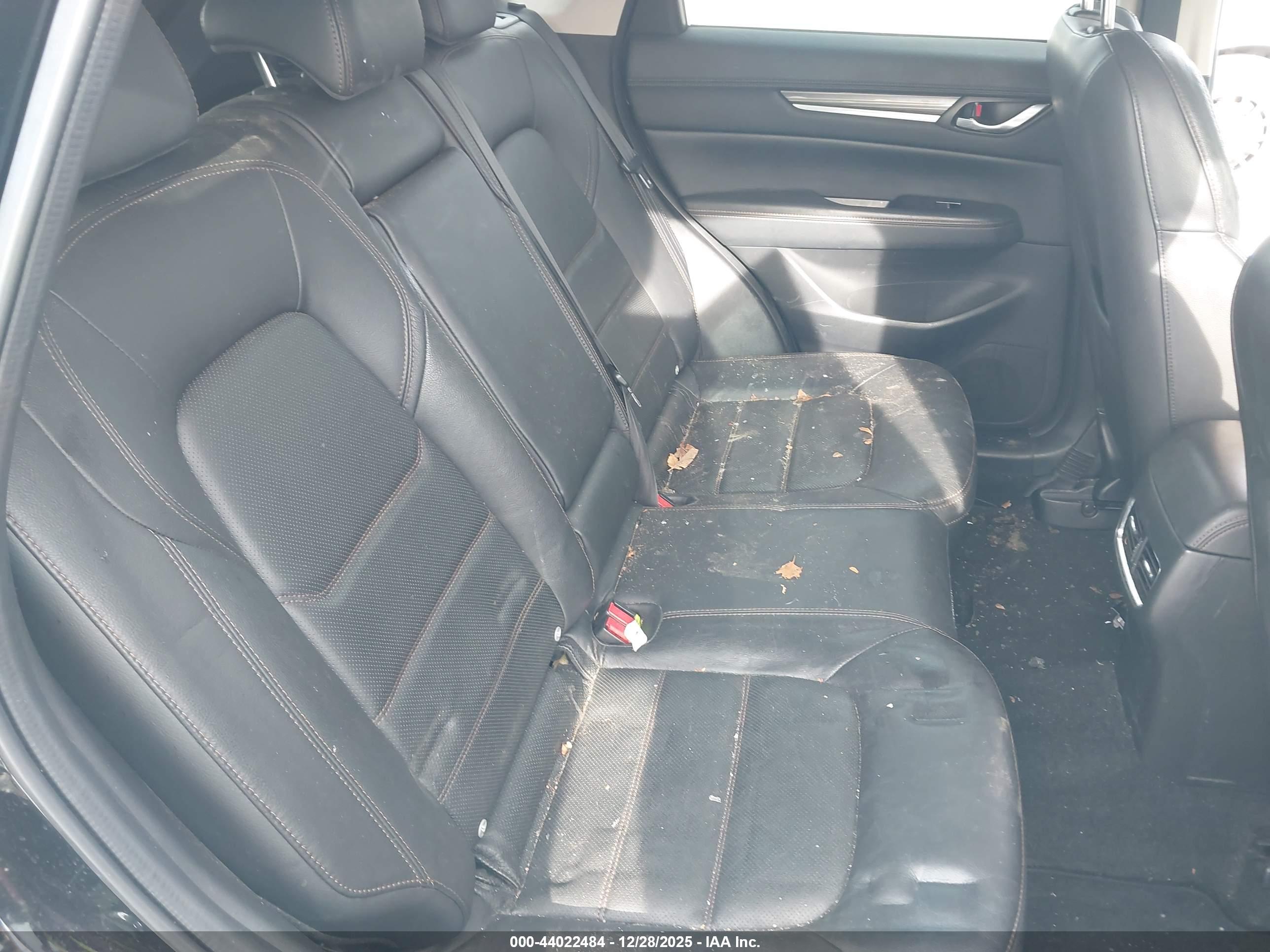 MAZDA CX-5 image 8
