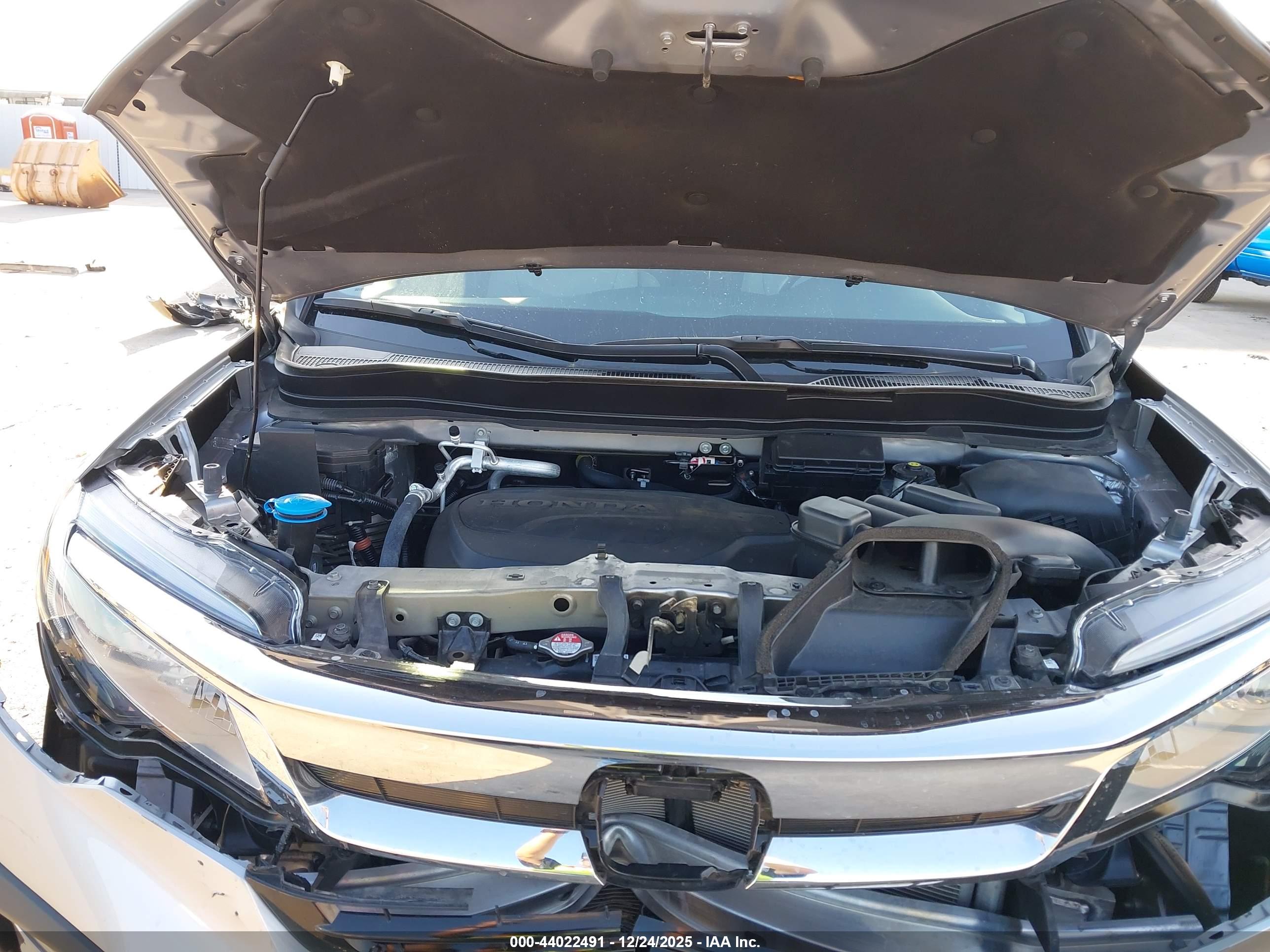 HONDA PILOT image 10