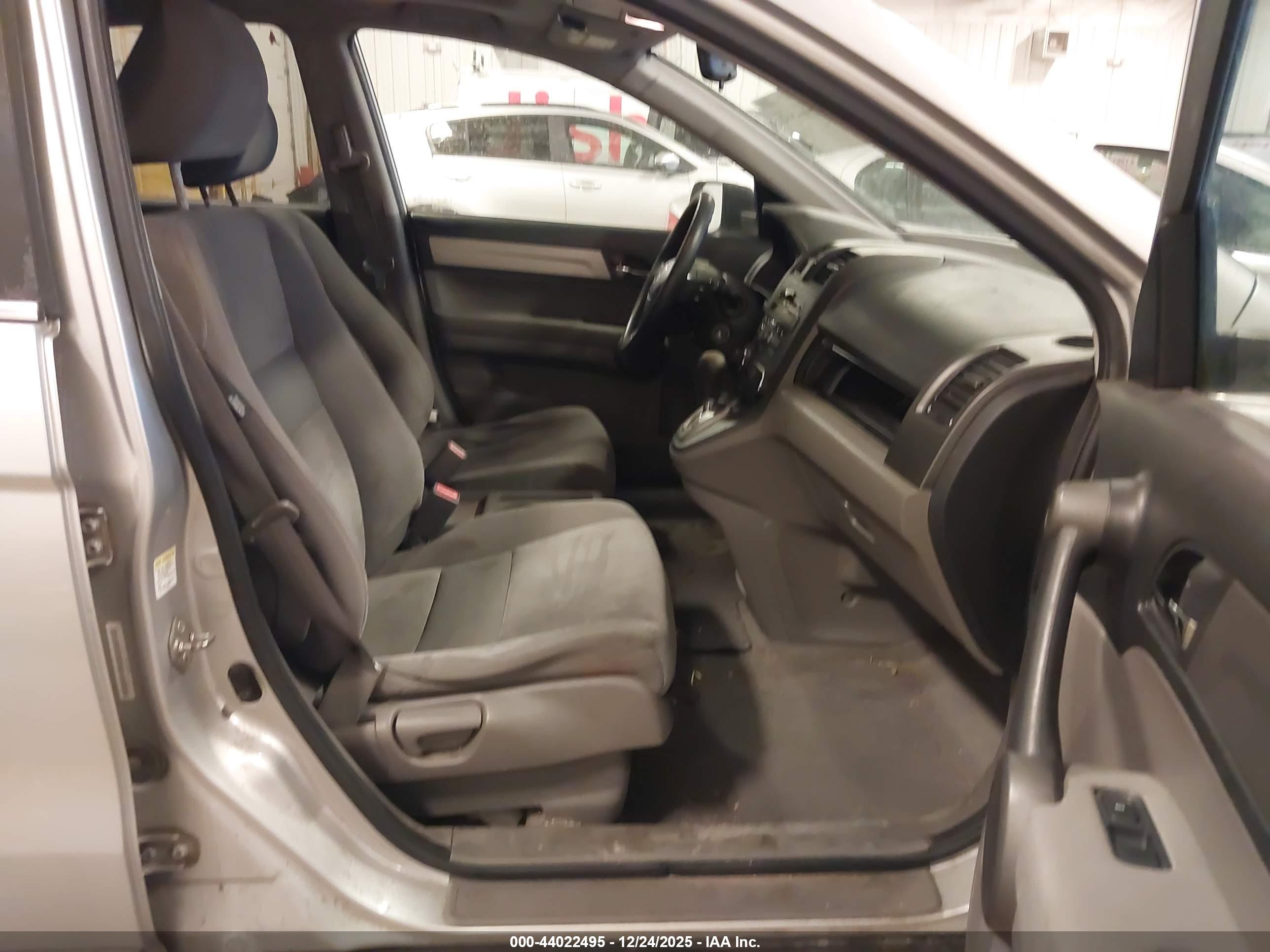 HONDA CR-V image 5