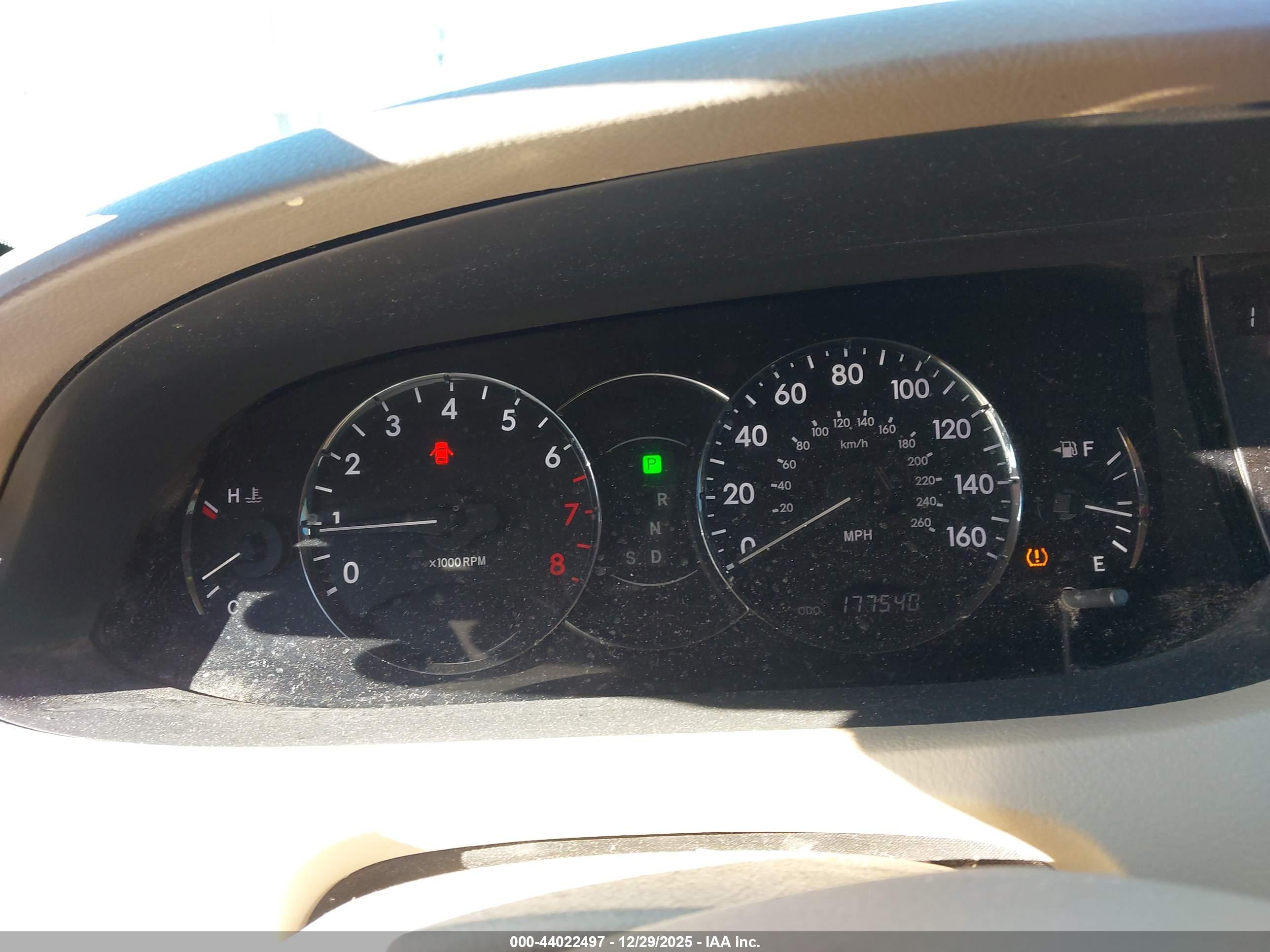 TOYOTA AVALON image 7