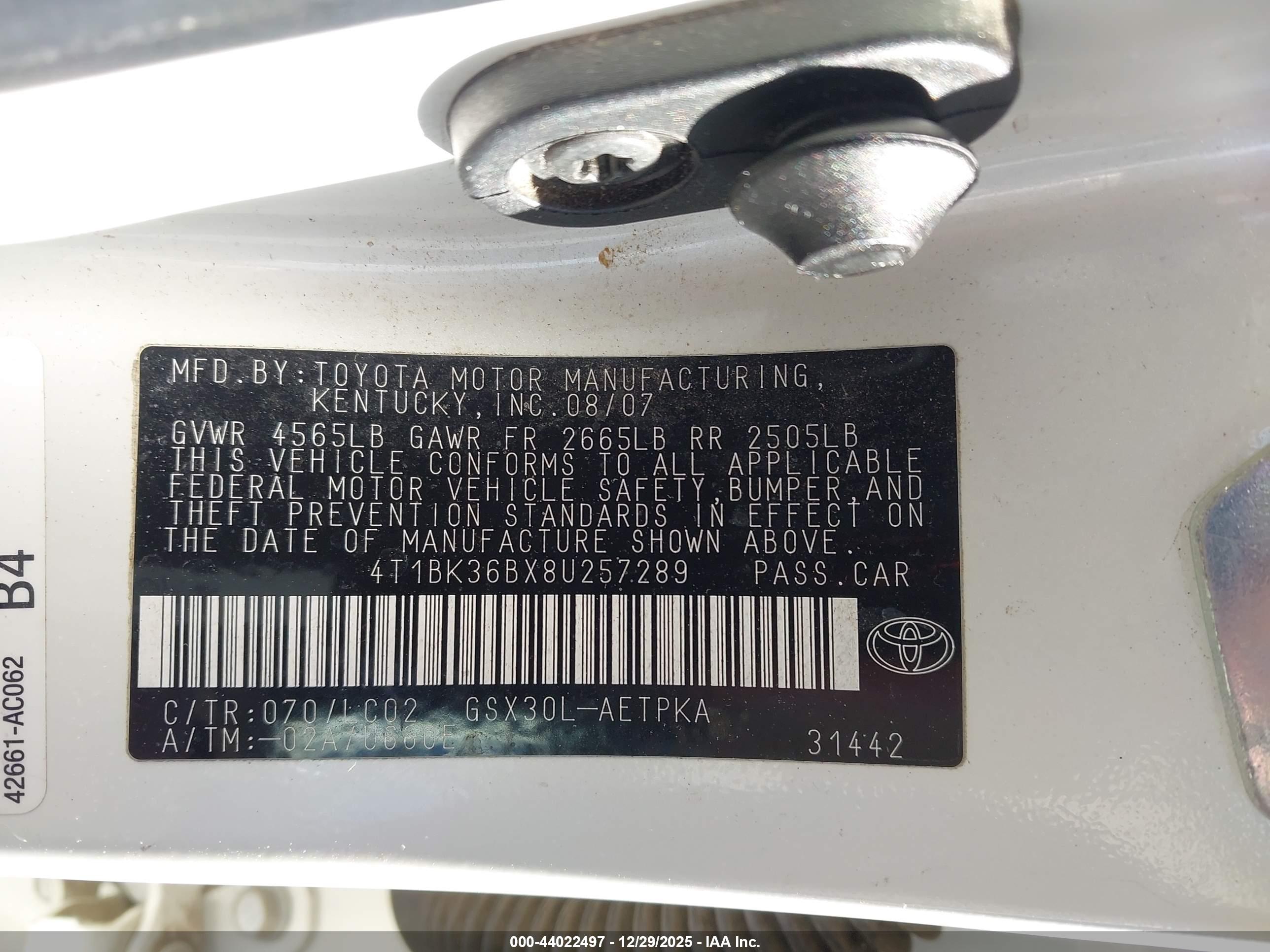 TOYOTA AVALON image 9