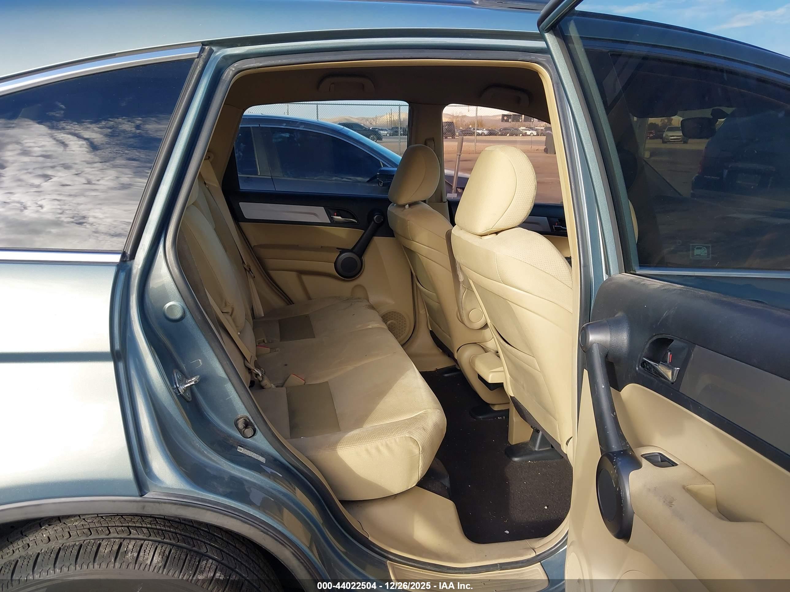 HONDA CR-V image 8