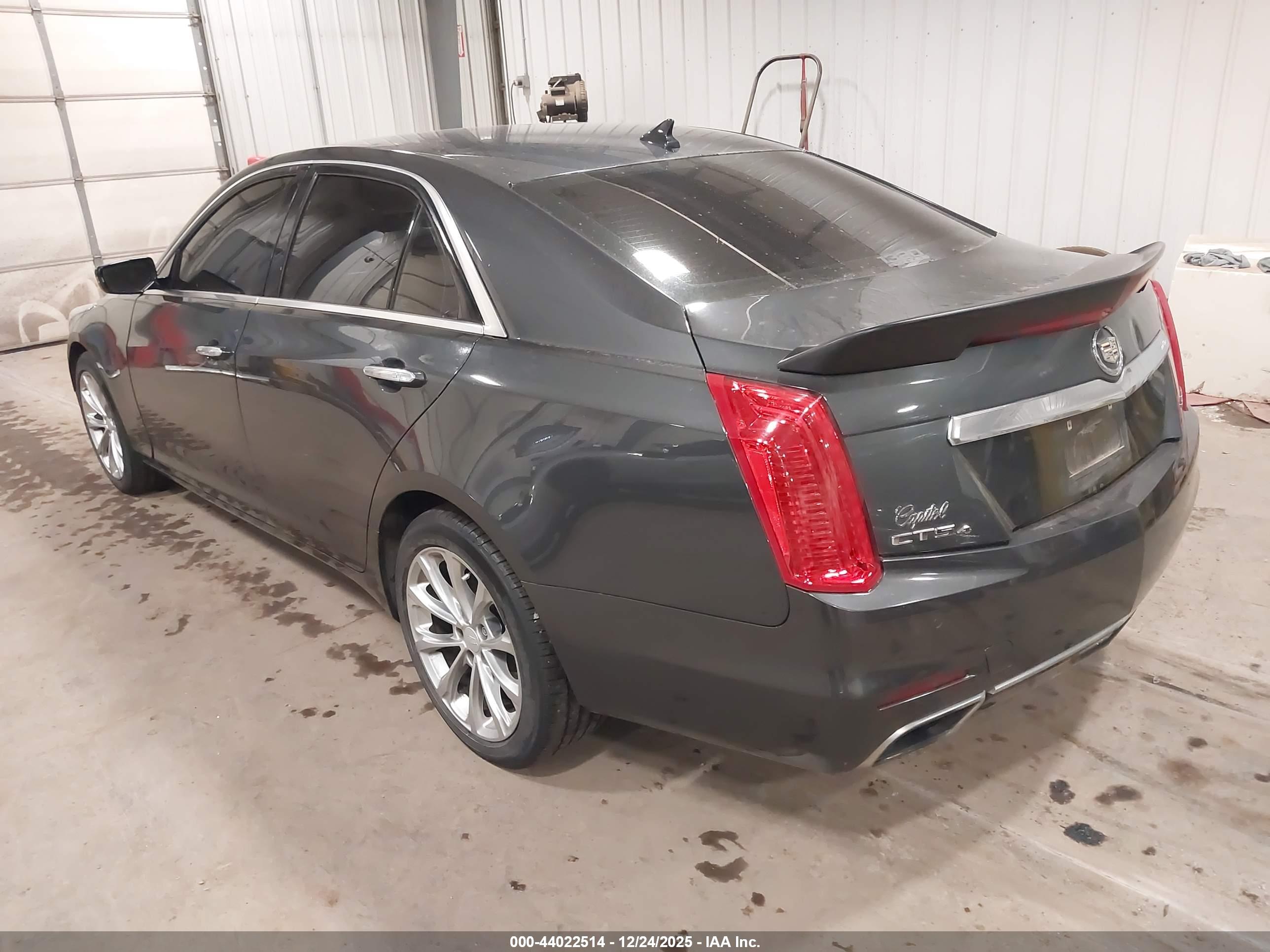 CADILLAC CTS image 3
