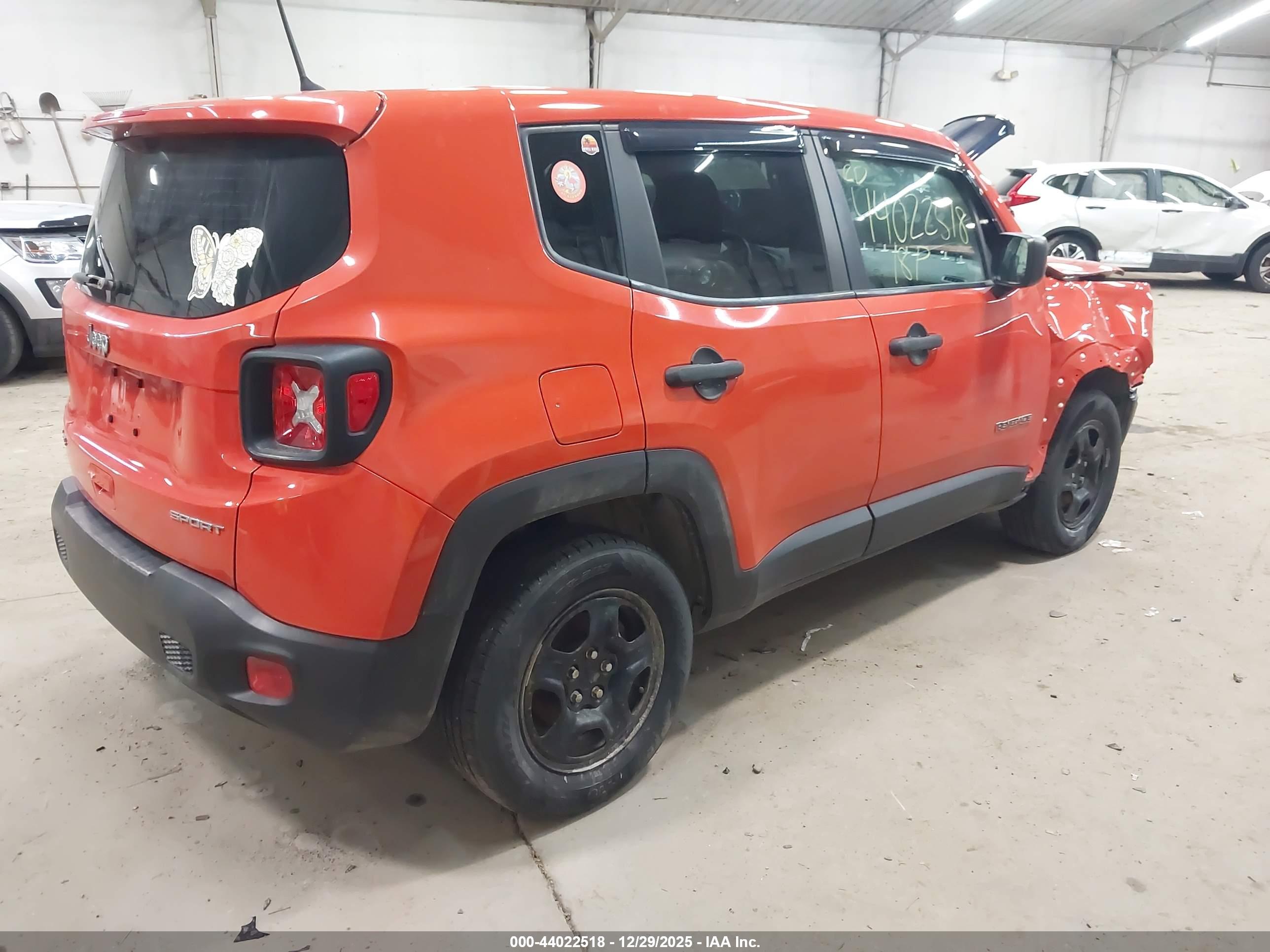JEEP RENEGADE image 4